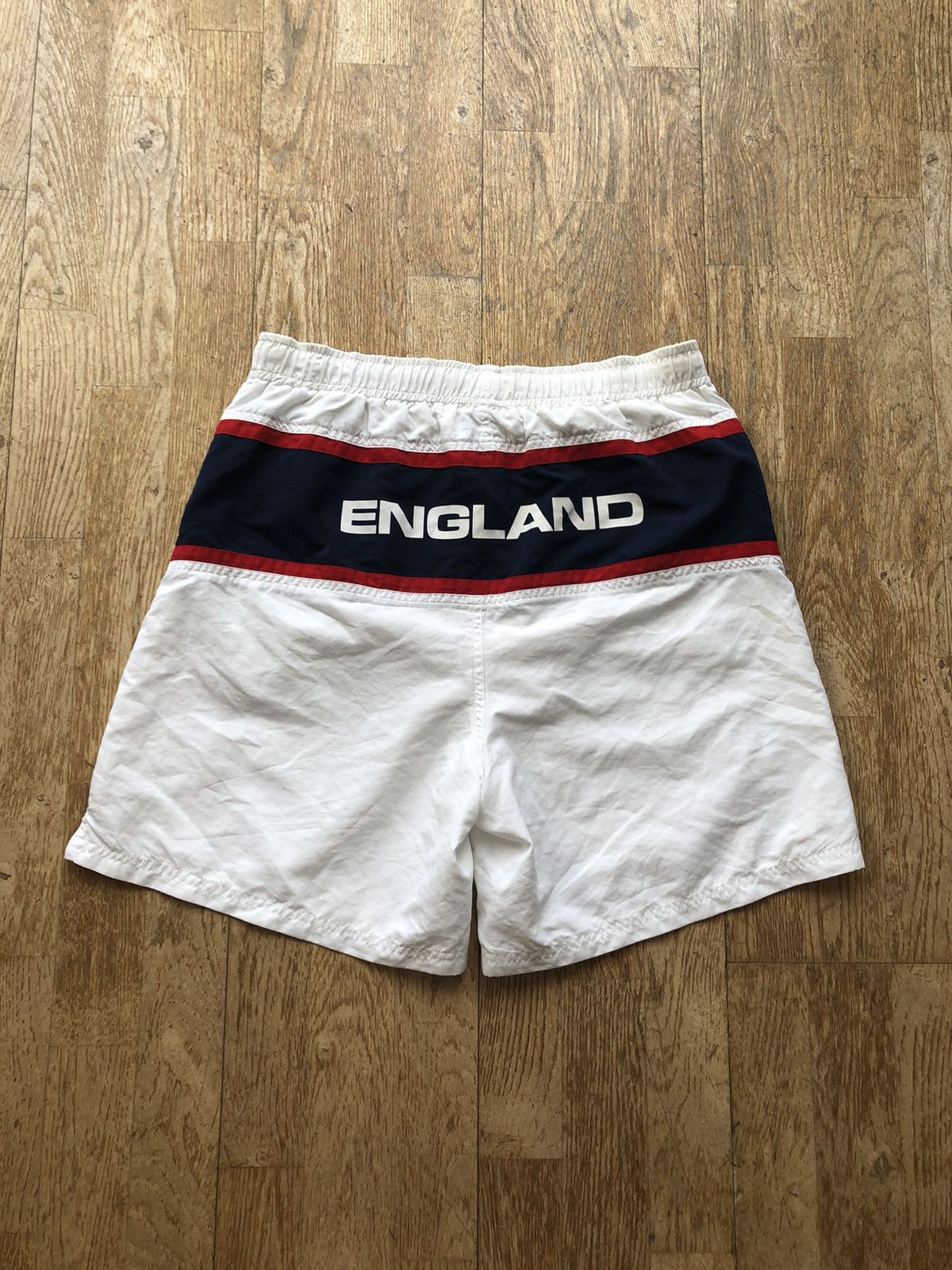 Other VINTAGE ENGLAND NATIONAL FOOTBALL SOCCER SPORT SHORTS Size US 32 / EU 48 - 2 Thumbnail