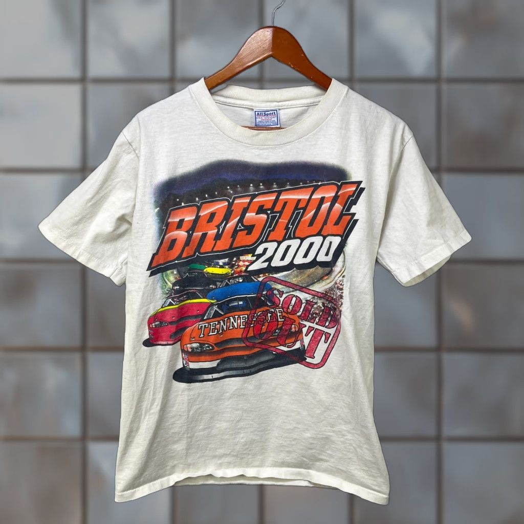 NASCAR VINTAGE NASCAR Bristol 2000 Racing T-Shirt M Men White 90s Logo Pleated Size US M / EU 48-50 / 2 - 1 Thumbnail