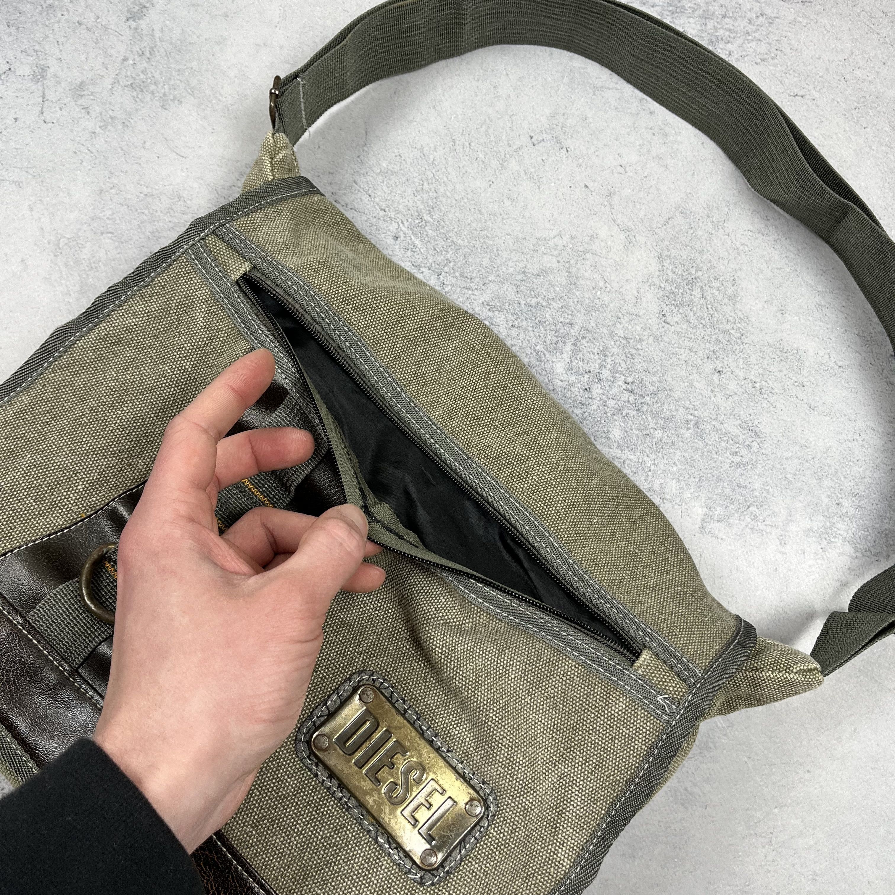 Diesel Vintage Diesel Military Y2K Crossbody Bag 2000’s Size ONE SIZE - 5 Thumbnail