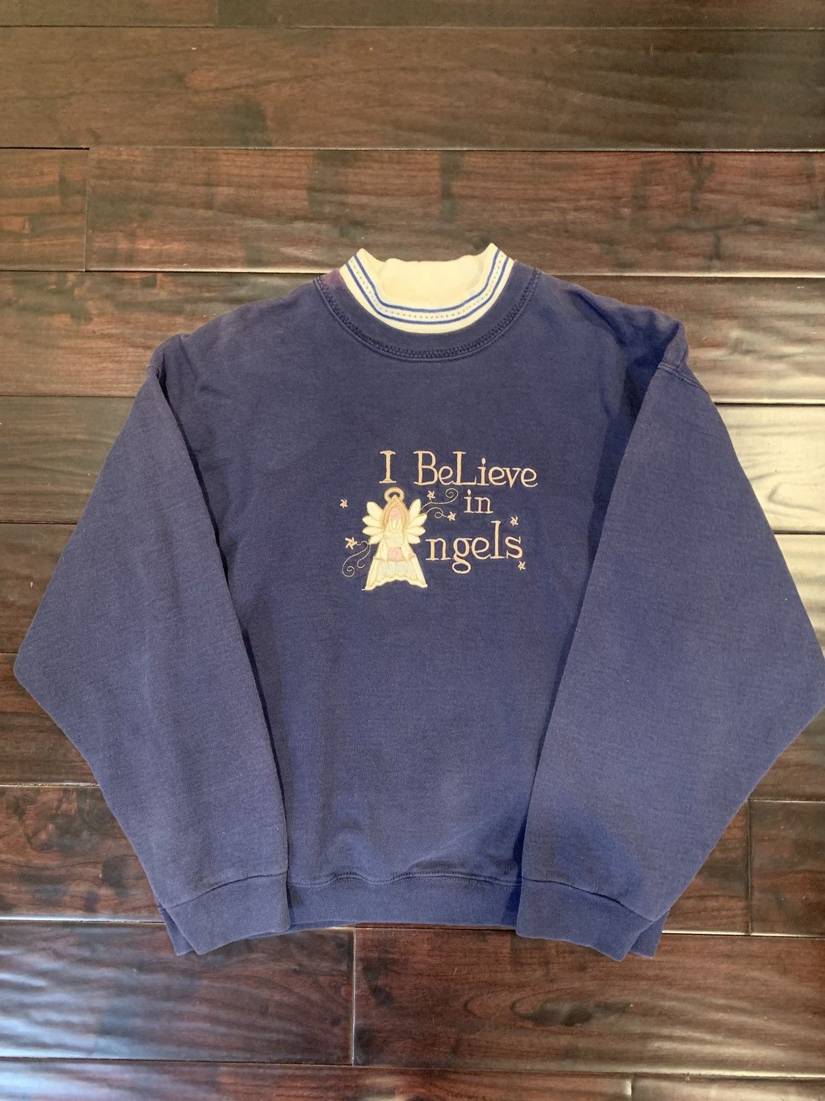 Fruit Of The Loom 90s I beleive in angles fruit of the loom crewneck Size US L / EU 52-54 / 3 - 1 Thumbnail