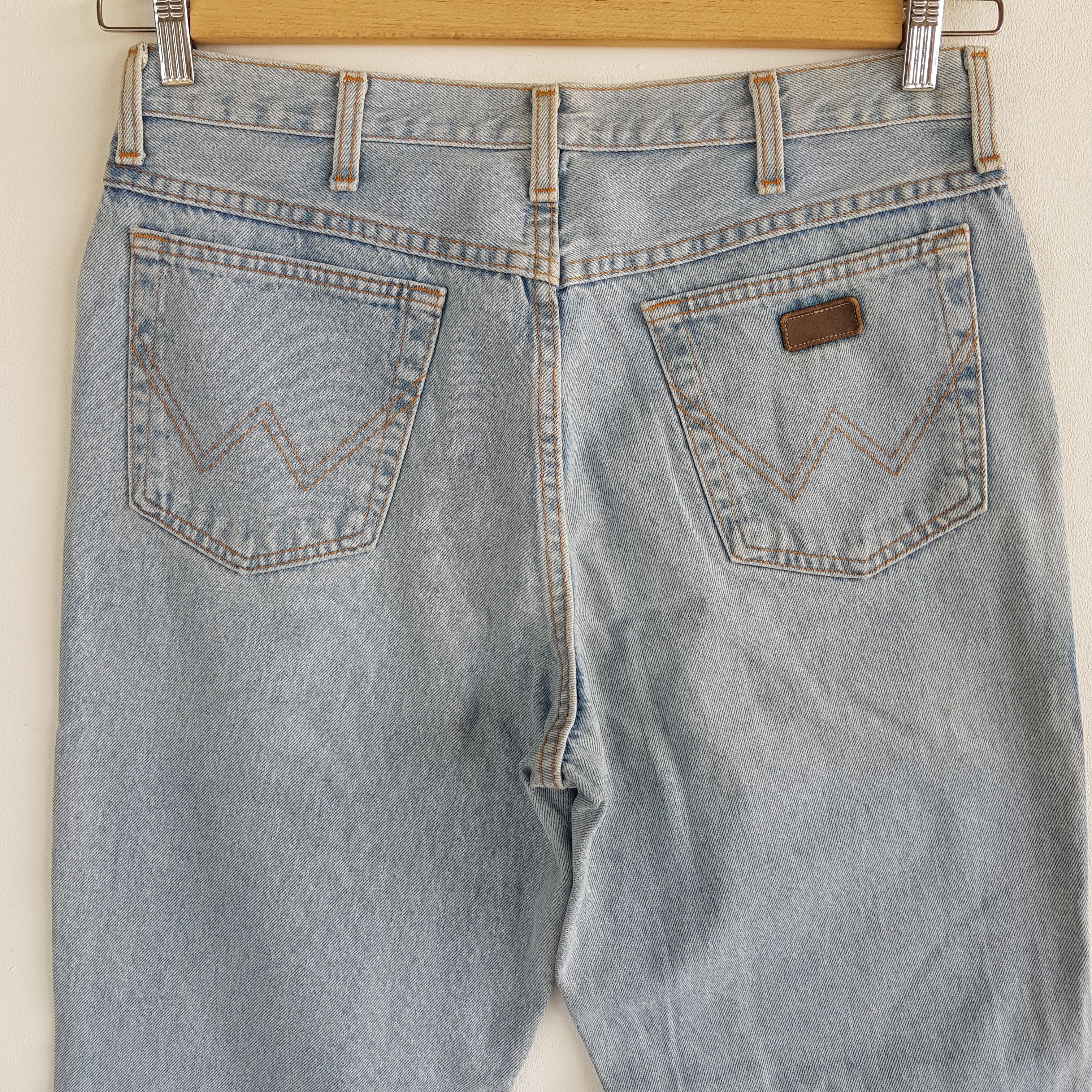 Vintage Vintage Wrangler Light Wash Jeans Wrangler Sun Faded Denim Size US 32 / EU 48 - 4 Thumbnail