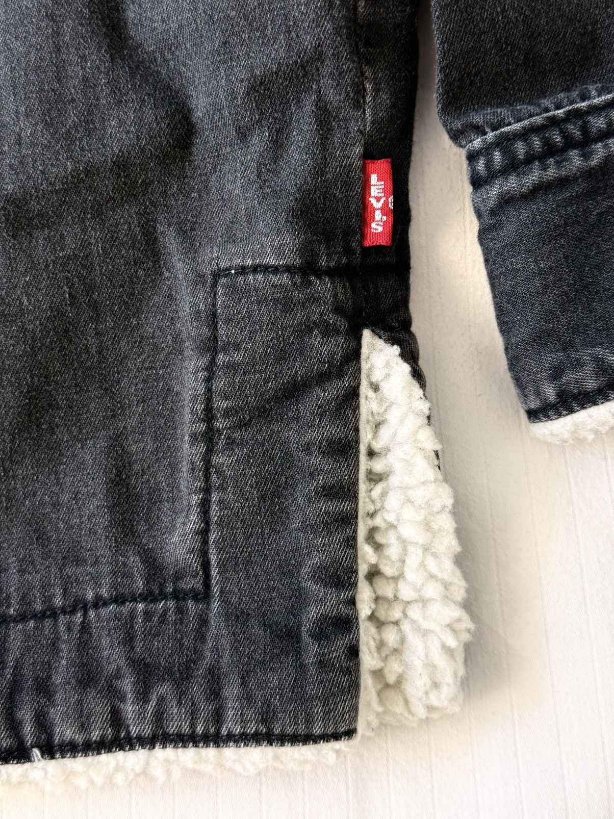 DENIM TEARS × Levi's New Motorcycle/Western Black Faded Denim Sherpa Pullover Size US XL / EU 56 / 4 - 15 Thumbnail