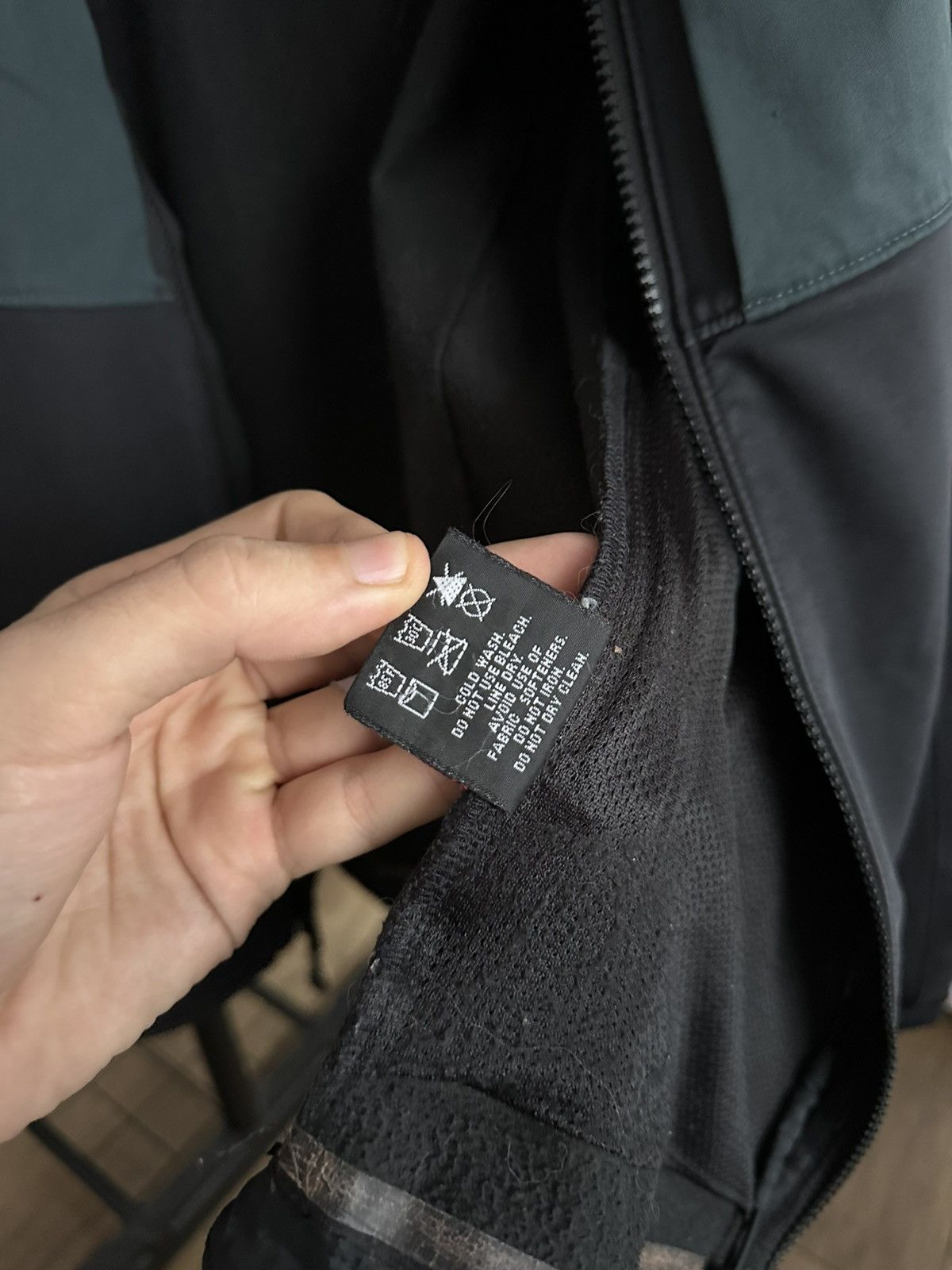 Arc'teryx Arcteryx Gamma MX Vintage Softshell Zip Jacket Size US XL / EU 56 / 4 - 17 Thumbnail