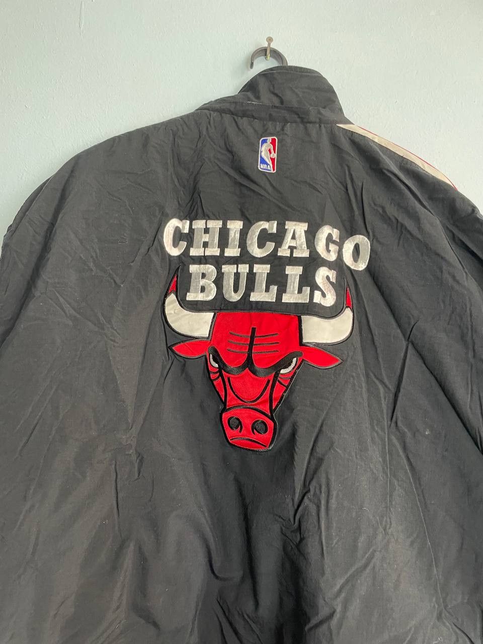 NBA Vintage 1990’s Chicago Bulls Starter Zip Up Puffer NBA Size US XXL / EU 58 / 5 - 6 Thumbnail