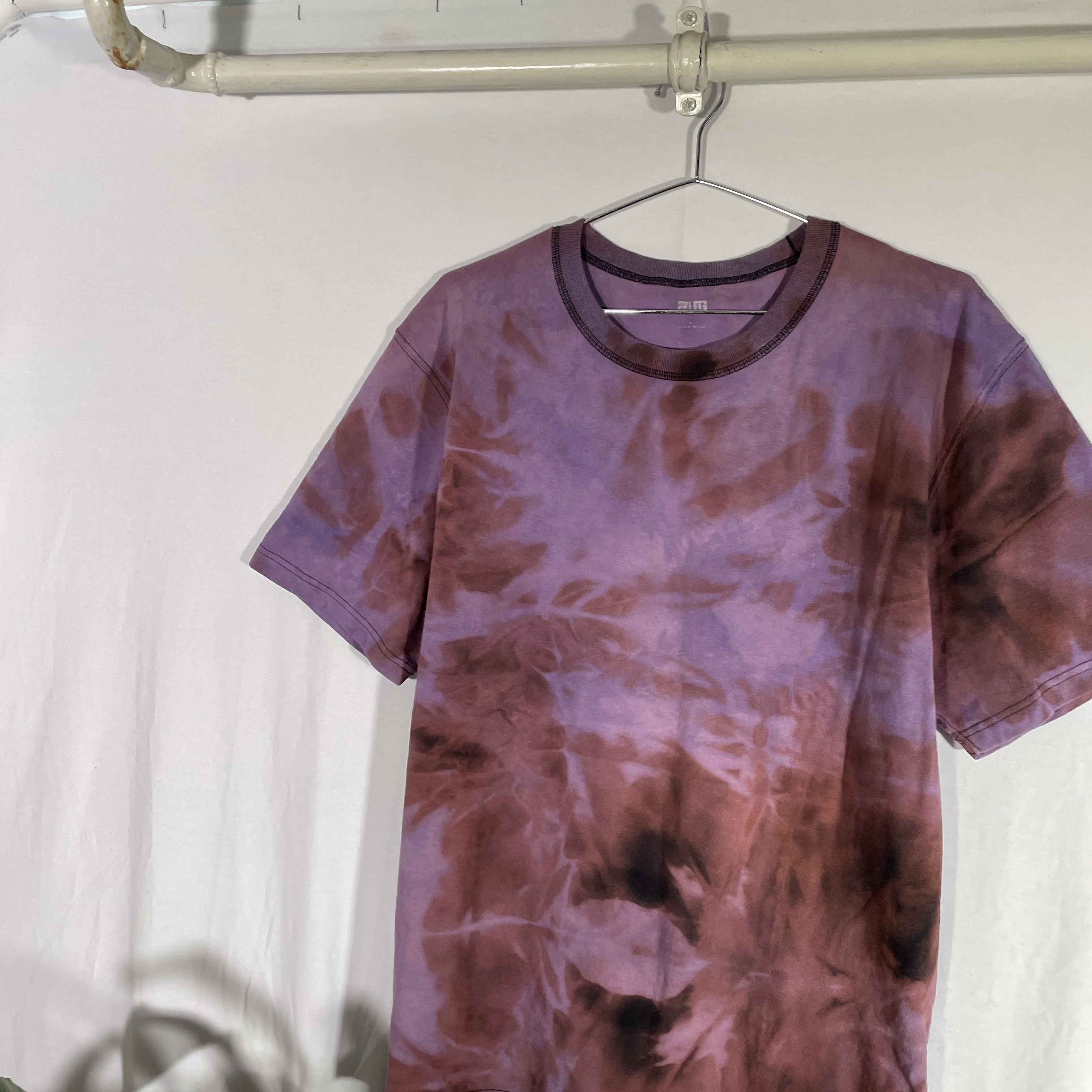 Uniqlo Custom Reworked T-Shirt – Purple Tie-Dye Wash Vintage size L Size US L / EU 52-54 / 3 - 3 Thumbnail