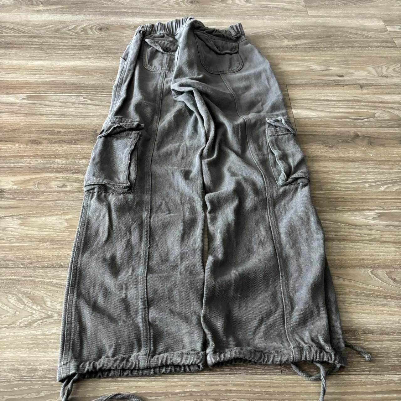 Vintage Crazy Vintage Y2K/2000s Grey Skater Style Grunge Streetwear Cargo Pants! Size S Size US 29 - 4 Thumbnail