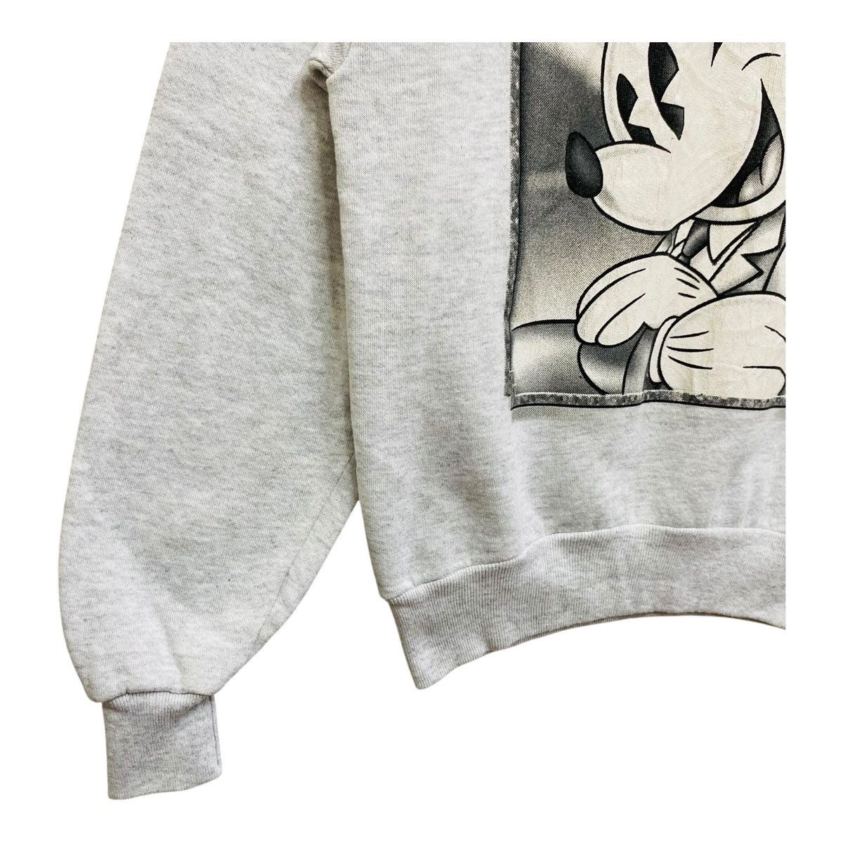 Mickey Mouse Vintage 90s Velva Sheen Mickey Mouse Sweatshirt Grey Adult M Size M / US 6-8 / IT 42-44 - 3 Thumbnail