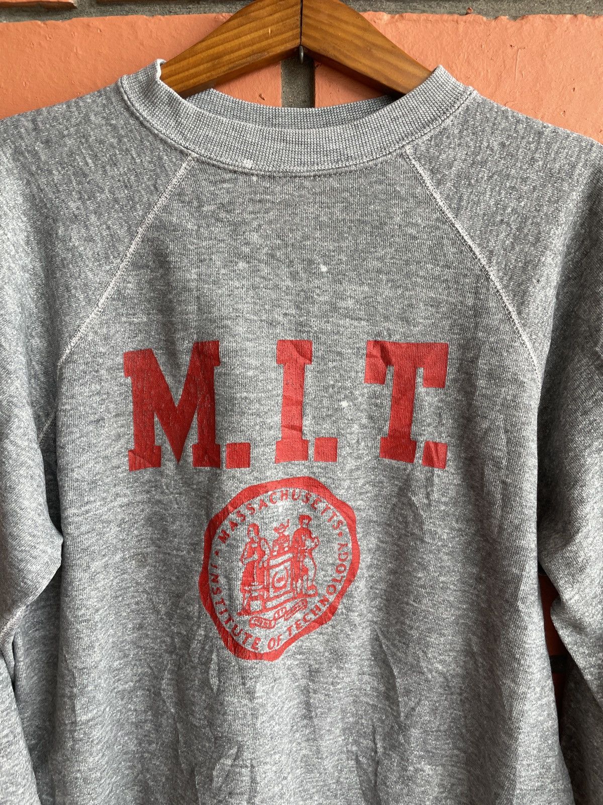 Vintage Vintage Massachusetts Institute Technology Reverse Weave L Size US L / EU 52-54 / 3 - 4 Thumbnail