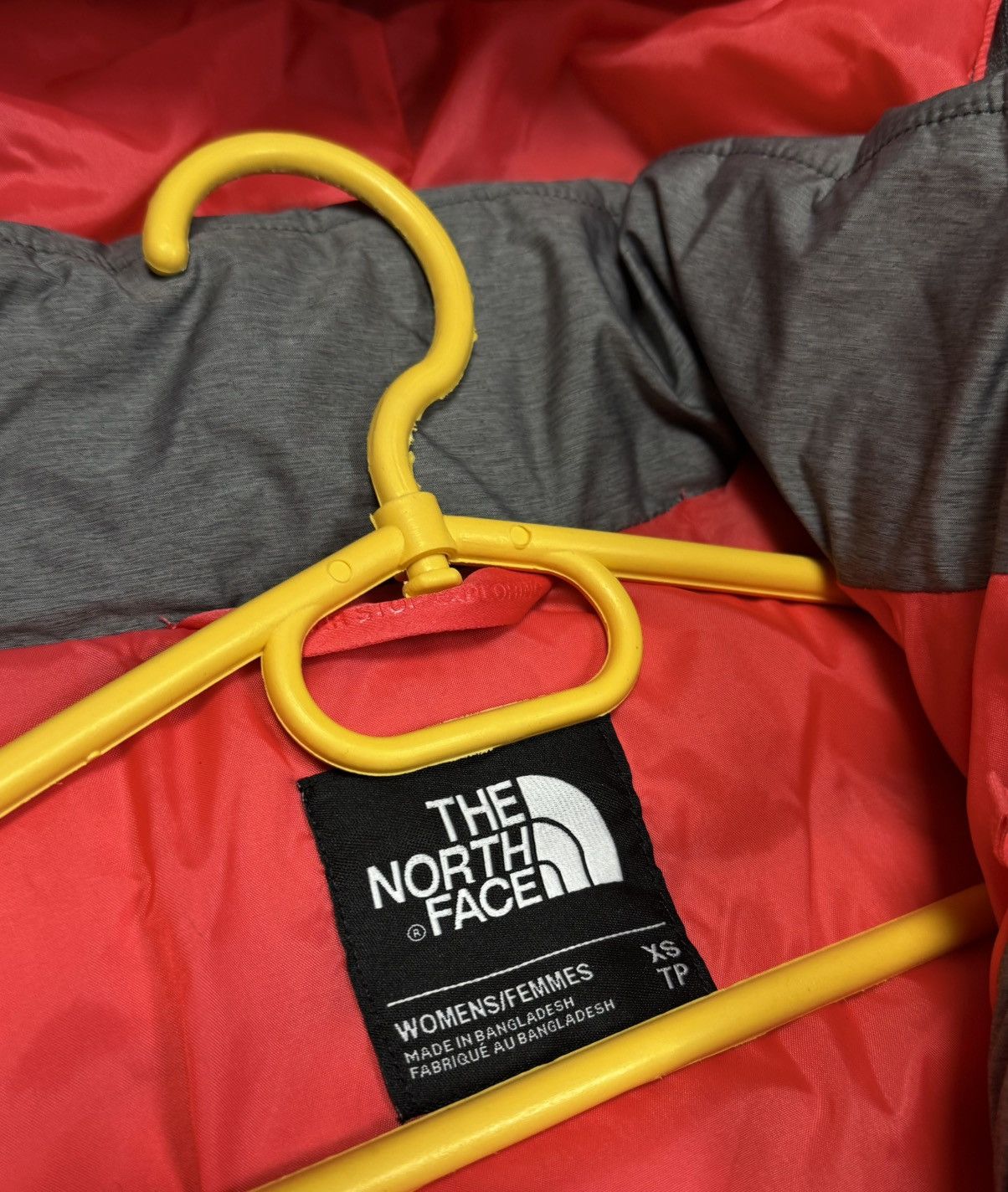 The North Face THE NORTH FACE 550 DOWN JACKET PUFFER WOMANS Y2K STREETWEAR Size XS / US 0-2 / IT 36-38 - 6 Thumbnail