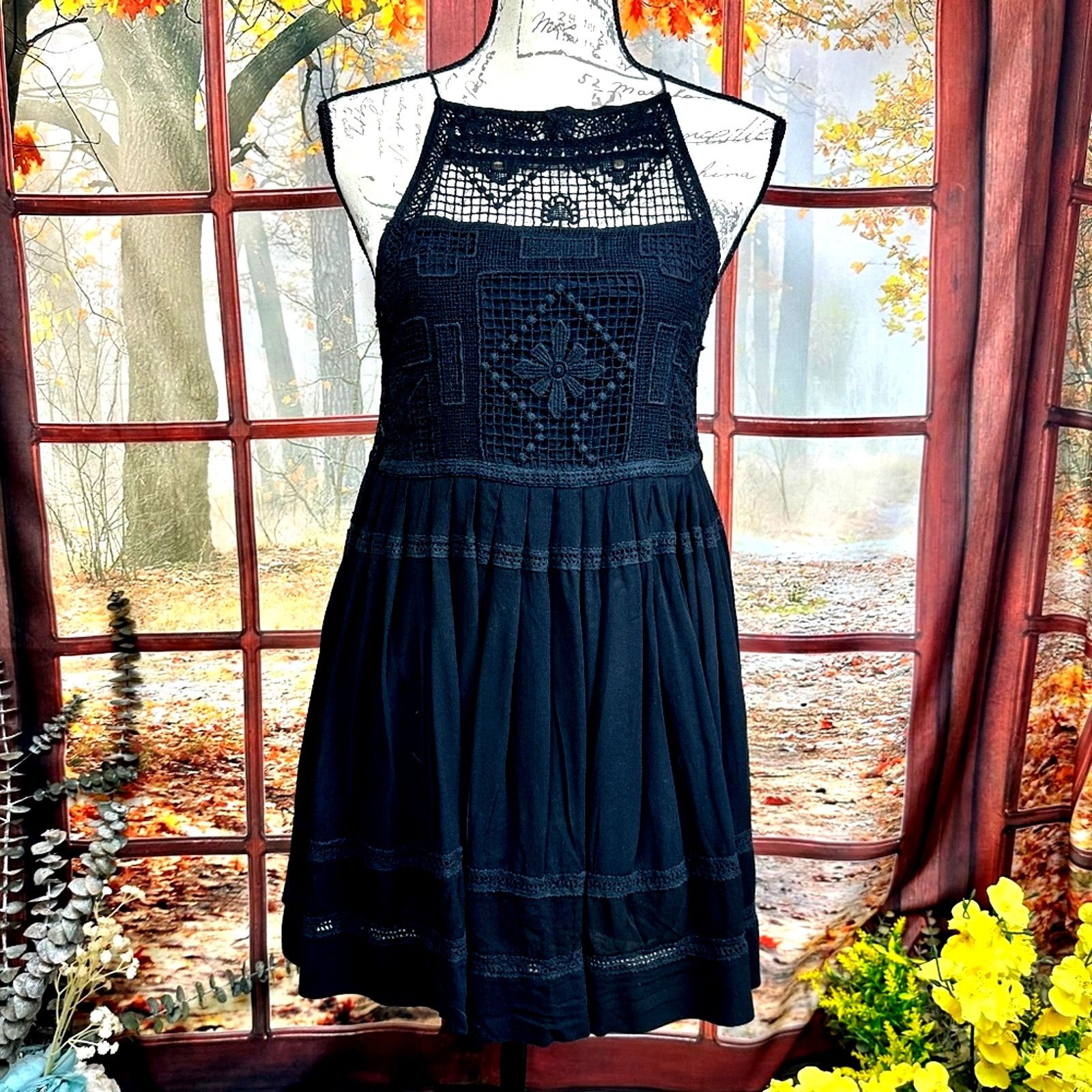 Free People Free People Emily Crocheted Illusion Little Black Dress S Size S / US 4 / IT 40 - 4 Thumbnail