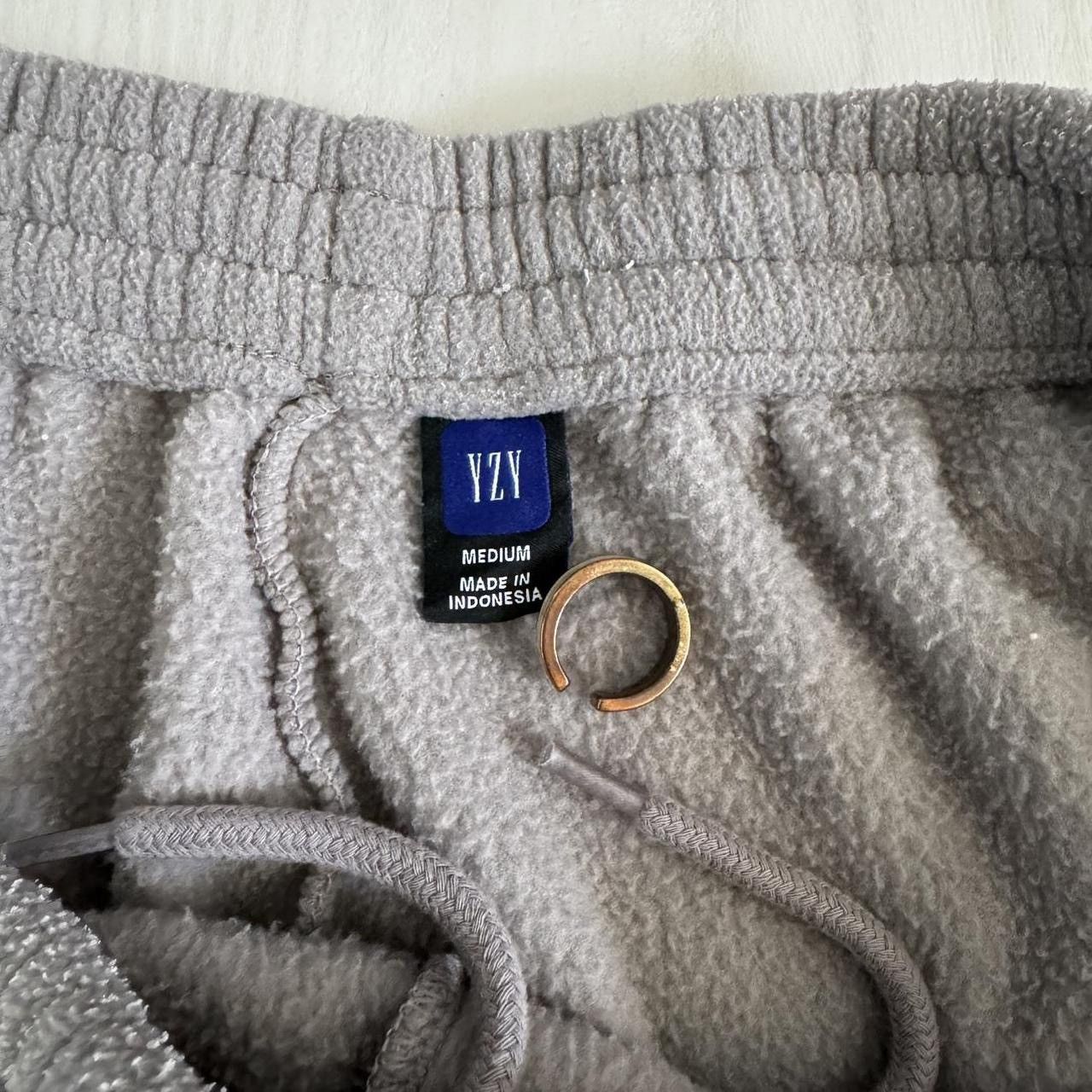 Gap × Yeezy Yeezy Polar Fleece Sweatpants Size US 30 / EU 46 - 2 Thumbnail
