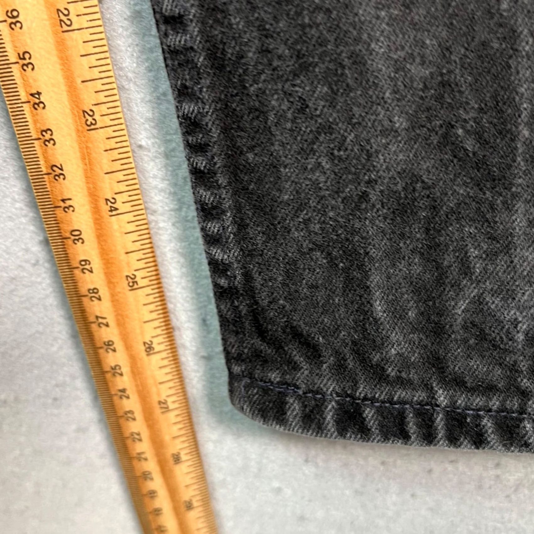 Gap VINTAGE Gap Womens 26 x 28 Classic Fit Black Denim High-Waisted Tapered Jeans Shirt Womens XS? Size 26" / US 2 / IT 38 - 7 Thumbnail