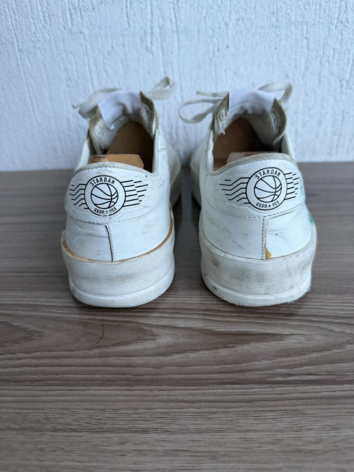 Golden Goose stardan ( love in an a instant) Limited edition sneaker Size US 8 / EU 41 - 20 Thumbnail