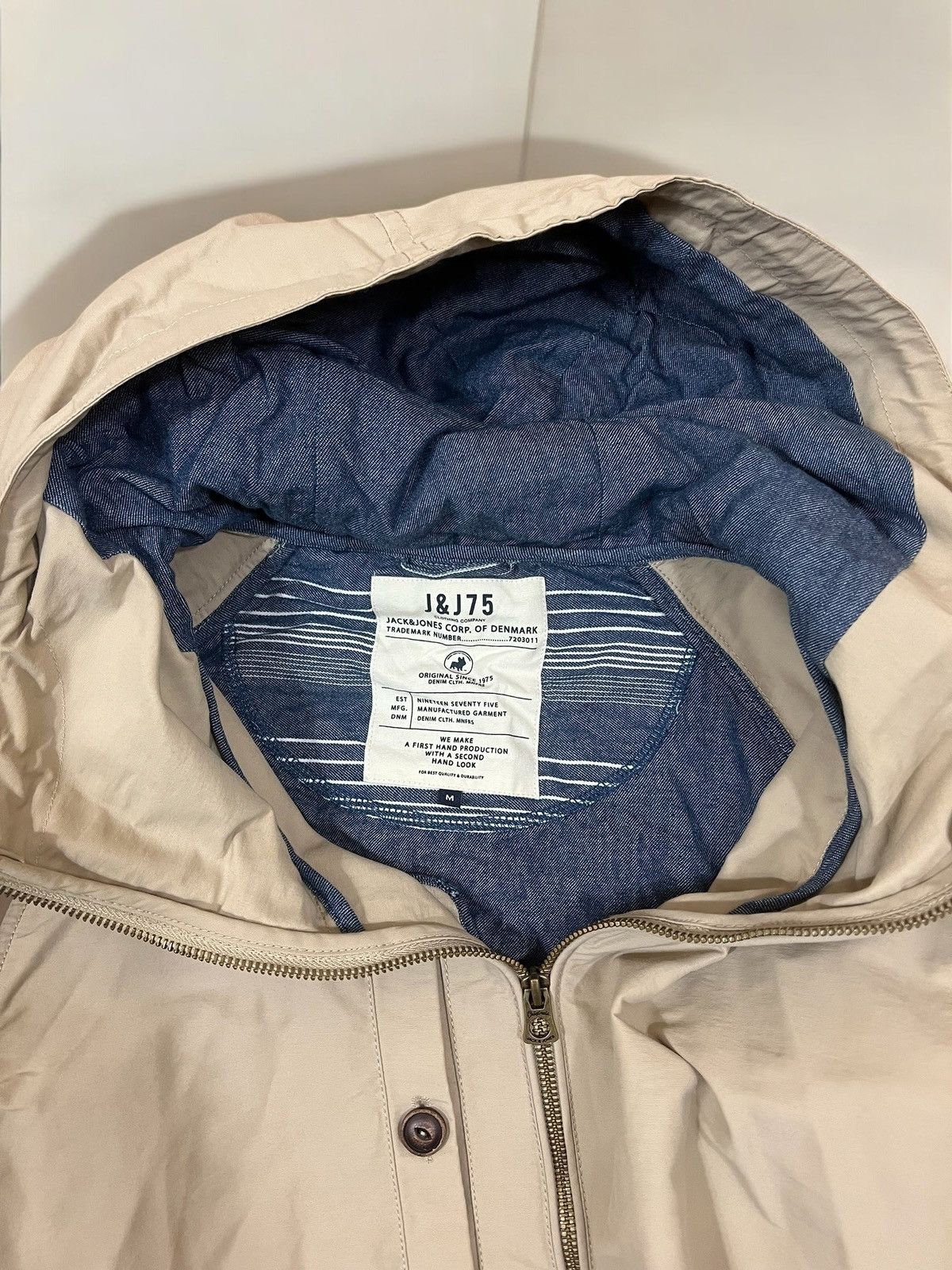 Jack & Jones Jack & Jones Originals light jacket size M Size US M / EU 48-50 / 2 - 5 Thumbnail