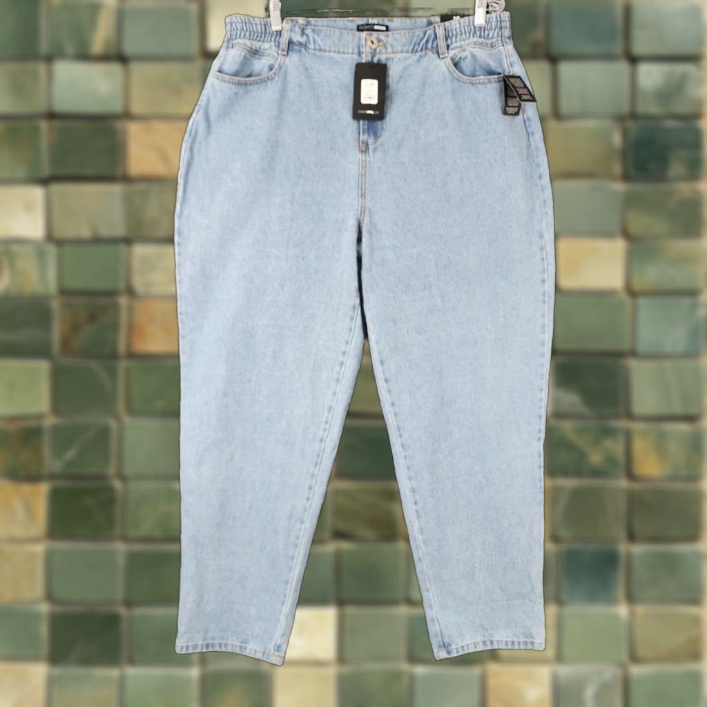 Fashion Nova Fashion Nova Jeans Mom Blue Denim 16 Women Easy Waist 30 Inseam Womens Jeans Blue 16 Size 38" / US 16 / IT 52 - 1 Thumbnail