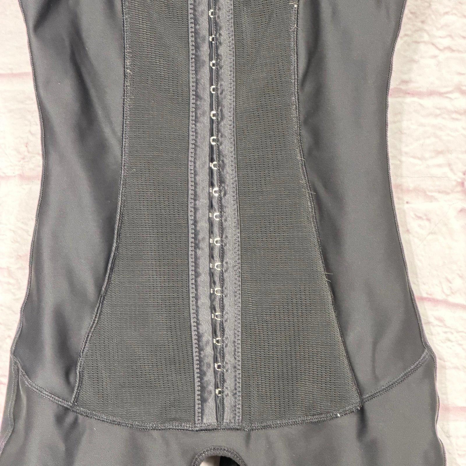 Other Small Black Faja Compression Shapewear with Front Closure Size ONE SIZE - 3 Thumbnail