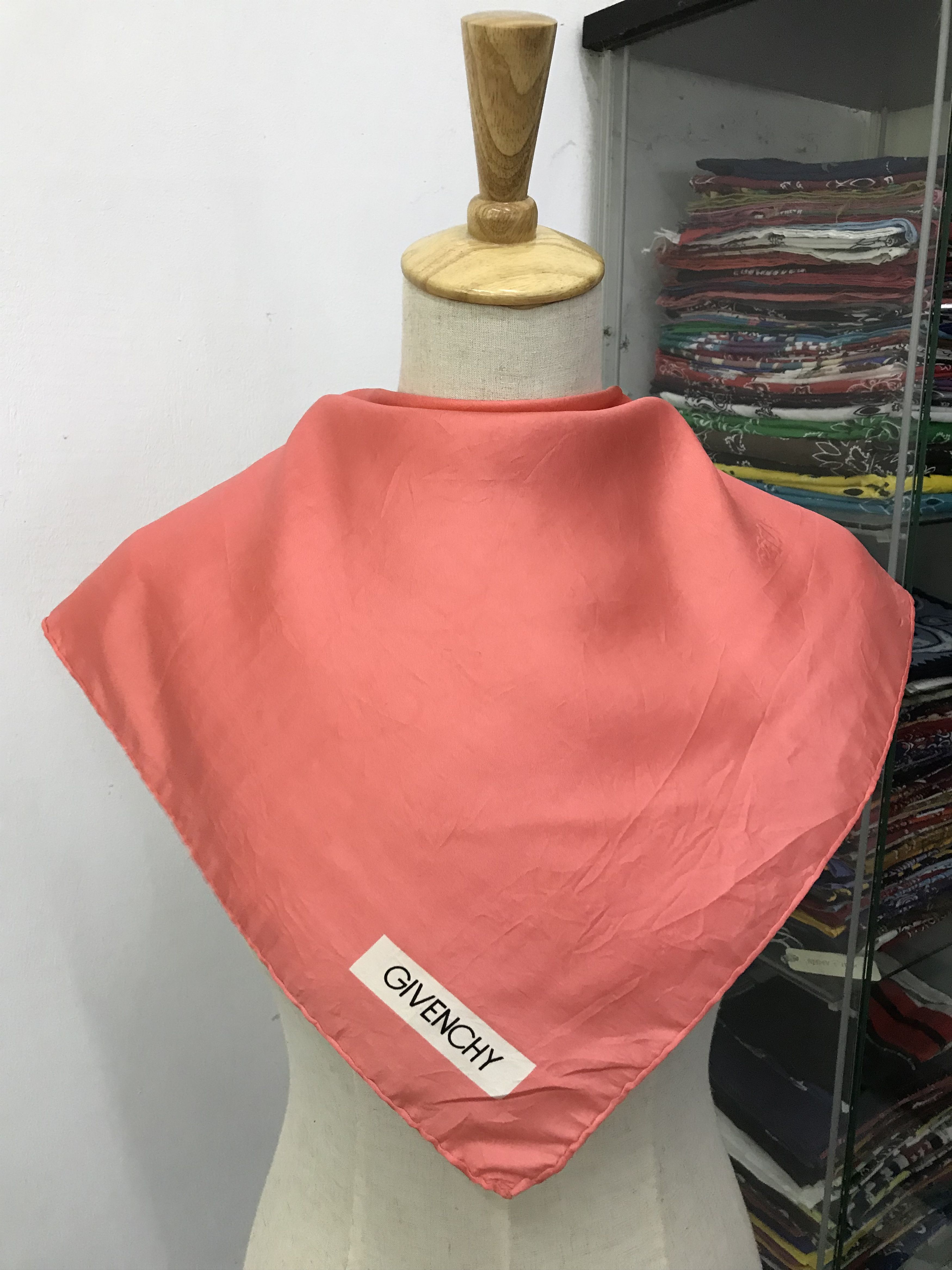 Vintage Vintage Givenchy Bandana / Handkerchief / Neckerchief -S2635 Size ONE SIZE - 3 Thumbnail