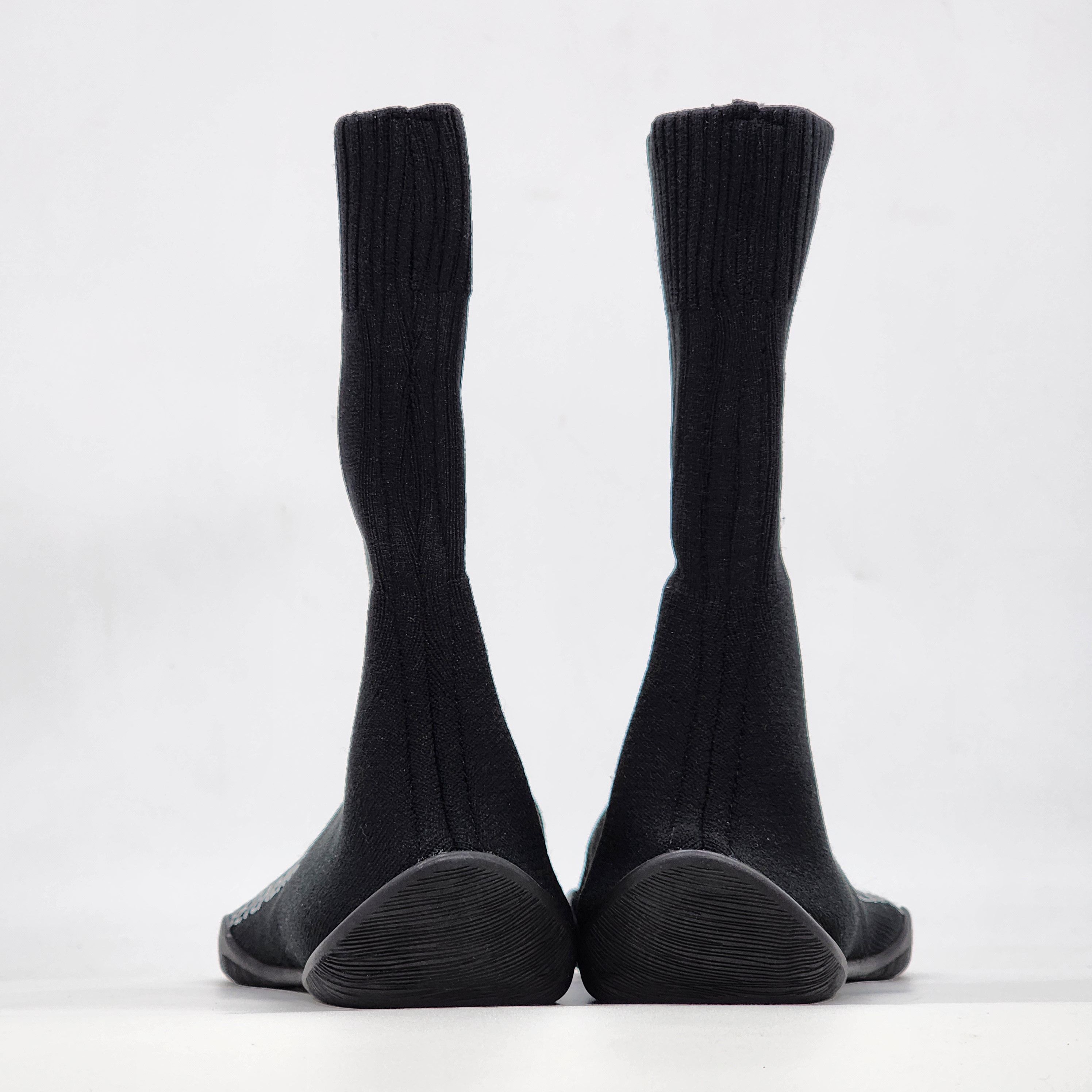 Vetements (NIB) Vetements - AW19 Runway Karate Sock Sneakers Size US 7 / EU 40 - 9 Thumbnail
