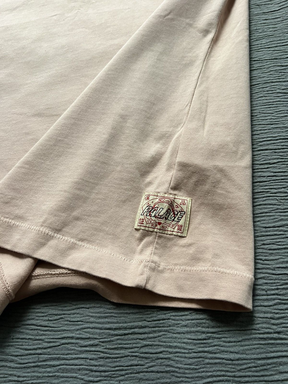 Evisu × Palace Palace Evisu Heavy Wash T Shirt Pink Size Medium Size US M / EU 48-50 / 2 - 4 Thumbnail