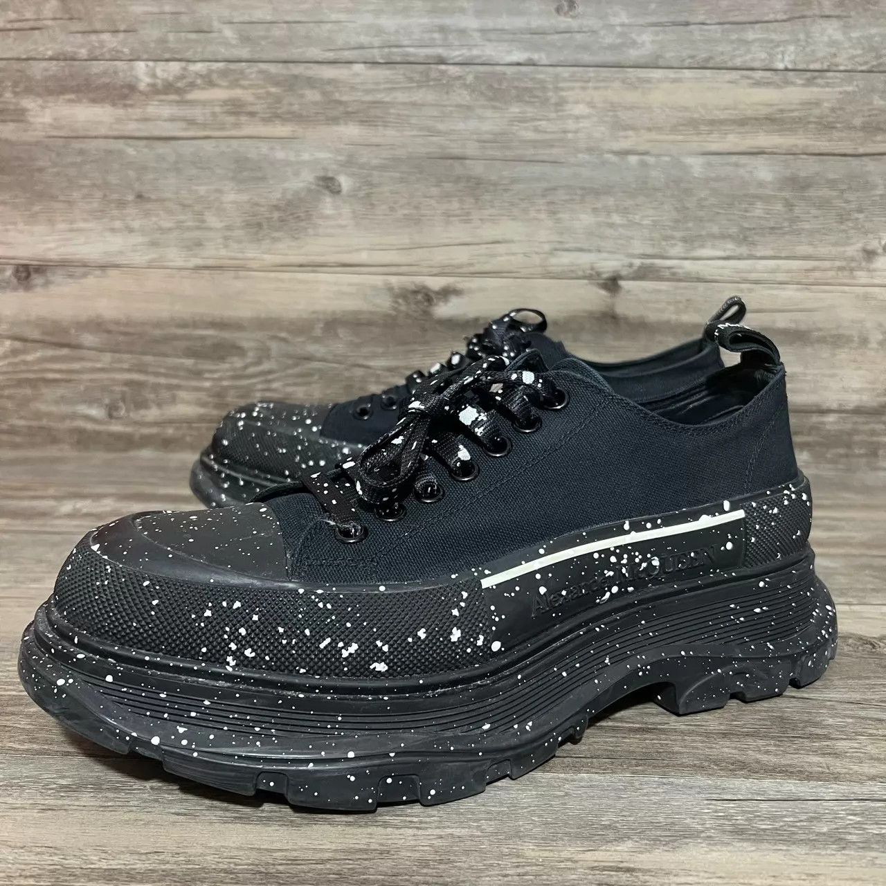 Alexander McQueen Alexander McQueen black & white splatter print 44 Size US 11 / EU 44 - 1 Thumbnail