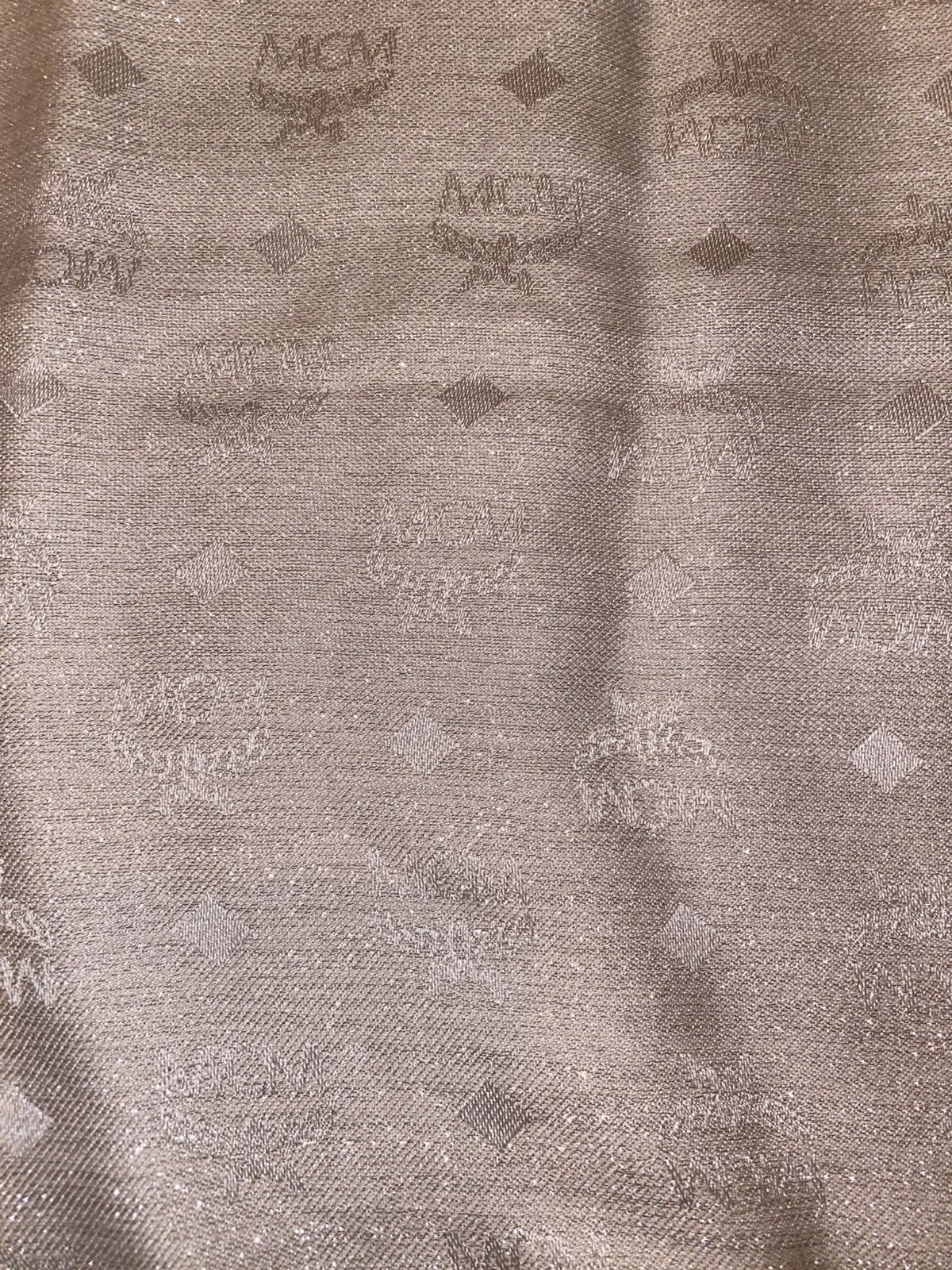 MCM Glitter Champagne MCM Scarf Size ONE SIZE - 3 Thumbnail