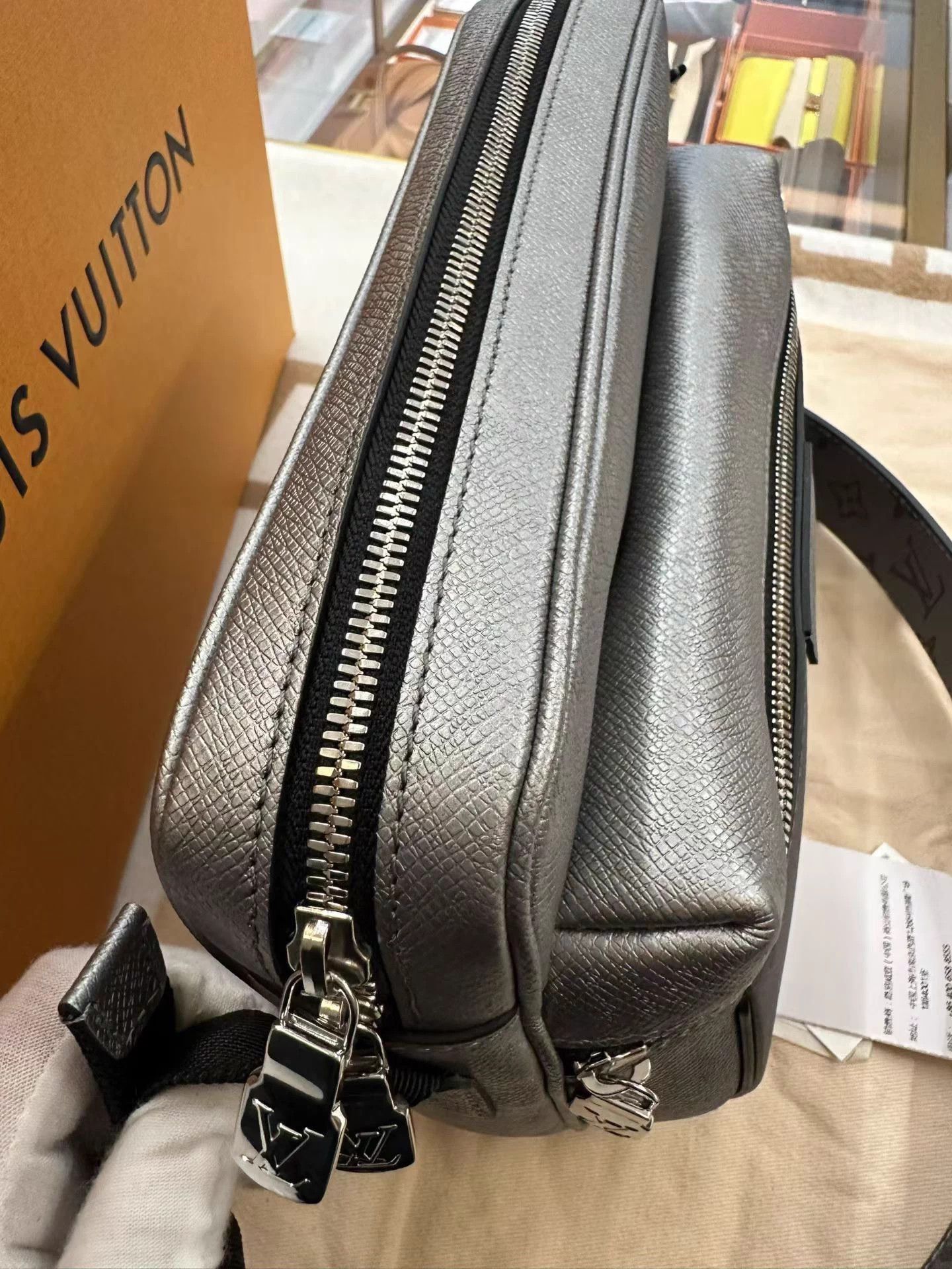 Louis Vuitton LV Silver Outdoor Messenger Bag Chip Unused Box & Dust Bag Size ONE SIZE - 7 Thumbnail