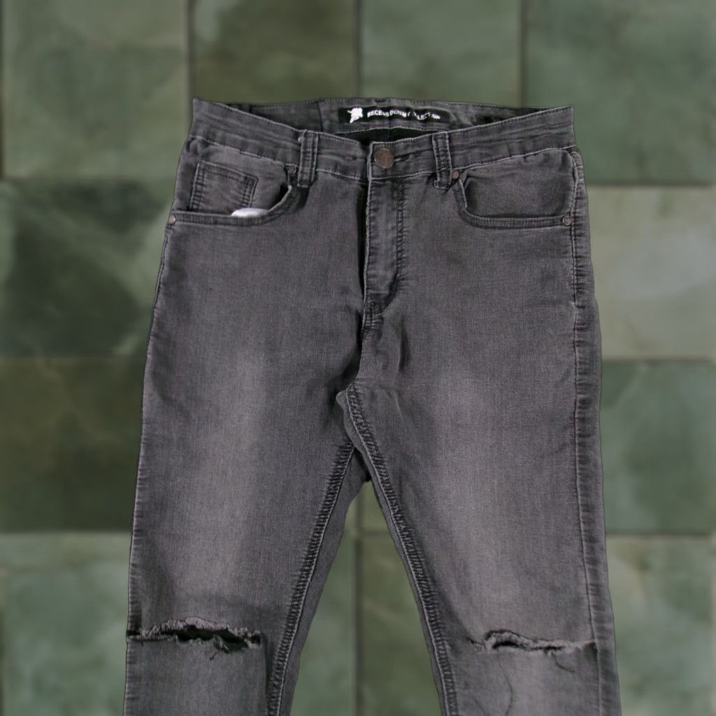 Levi's Levi's Recess Jeans Men 32X32 Black Regular Fit Tapered Dark Wash Distressed Skater 5-Pocket Denim Size US 32 / EU 48 - 1 Thumbnail