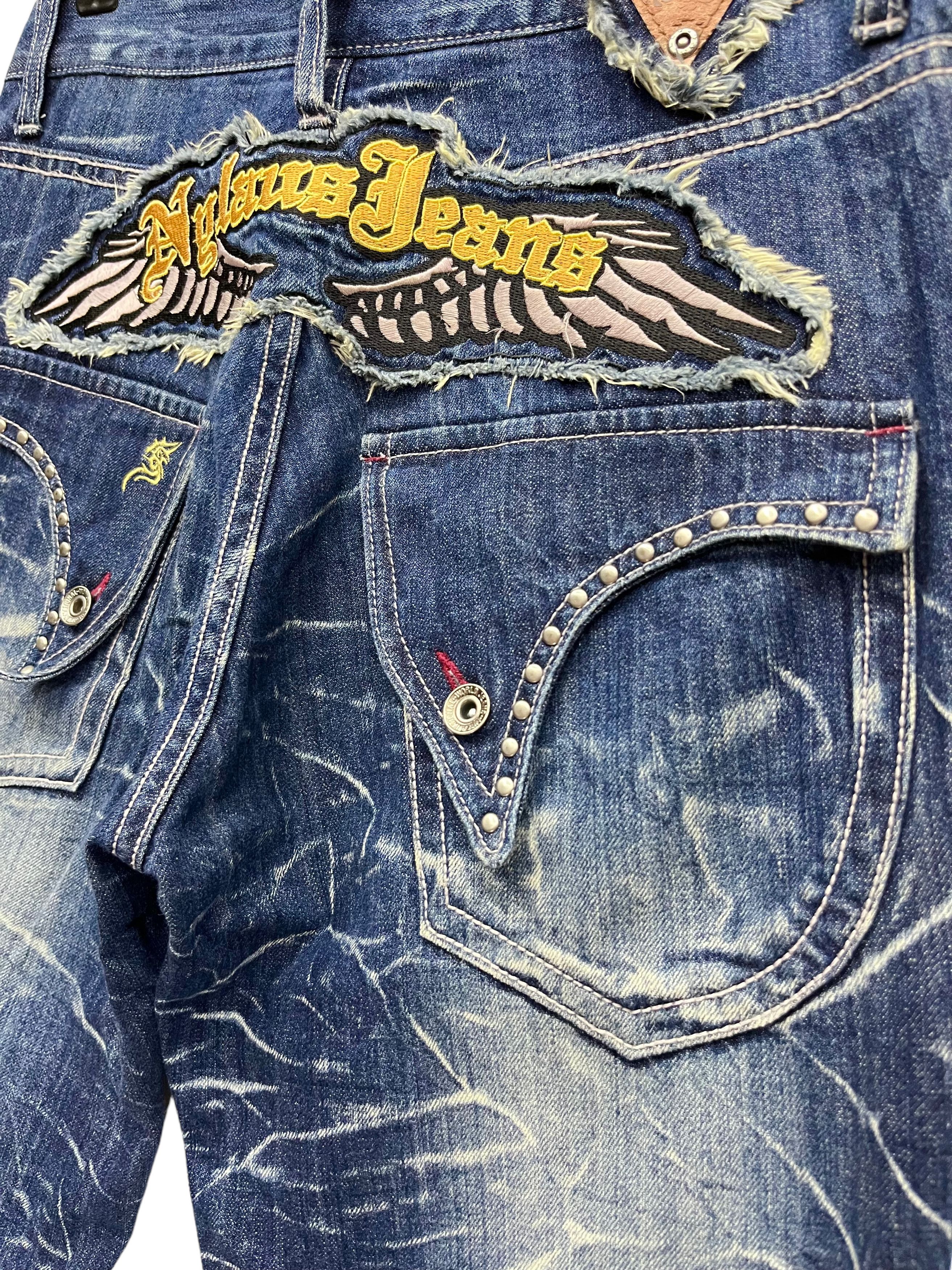 Fashion Victim NYLAUS Long Flap Studded Embroidery Winged Acid Wash Flared Size US 31 - 9 Thumbnail