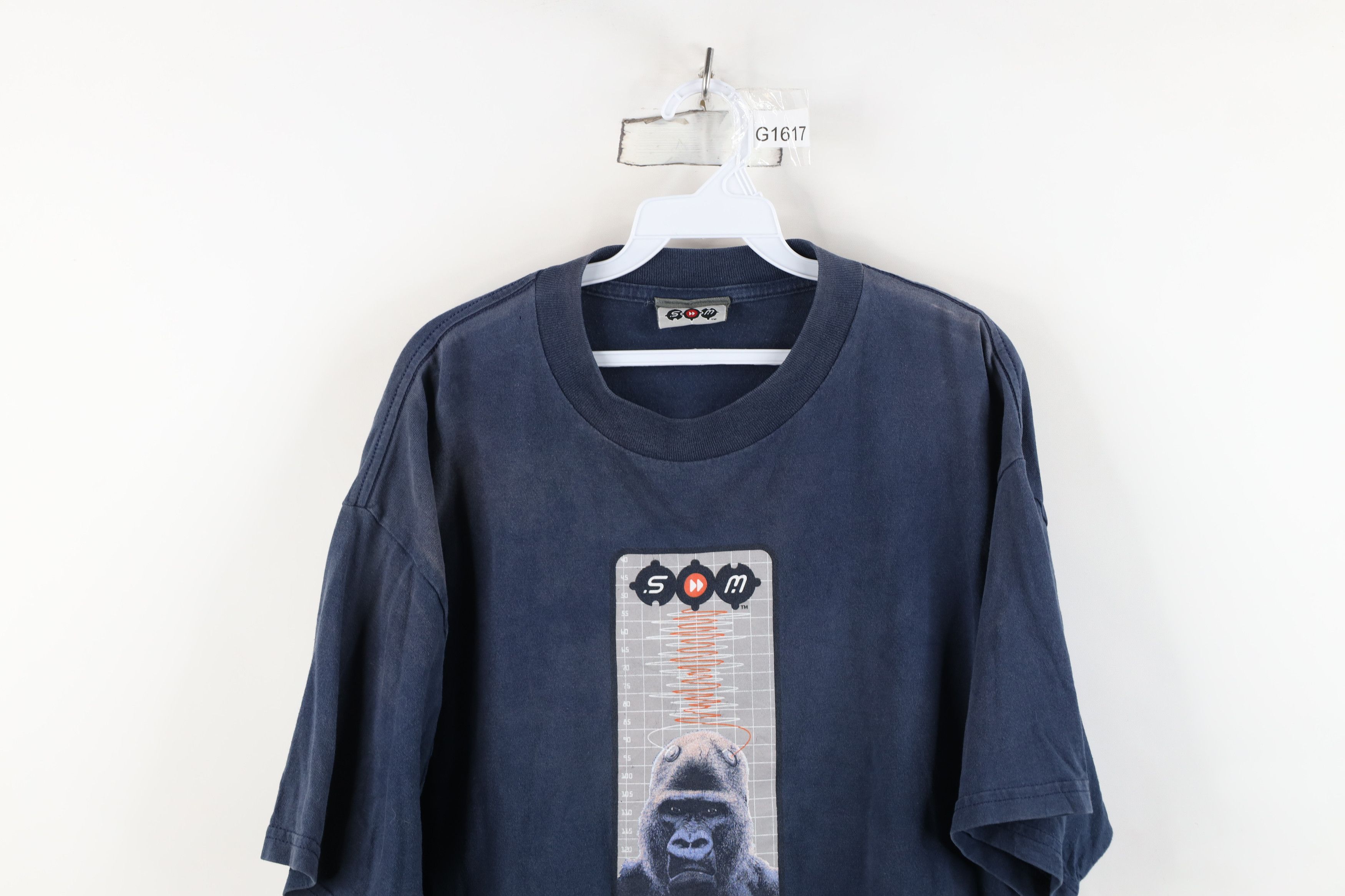 Vintage Vintage 90s MTV Sports Short Sleeve T-Shirt Blue Cotton Size US XL / EU 56 / 4 - 2 Thumbnail