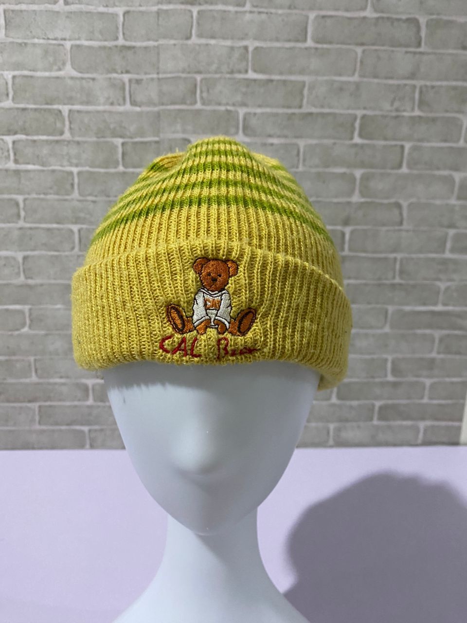 Japanese Brand Vintage Cal Bear Beanie Size ONE SIZE - 1 Thumbnail