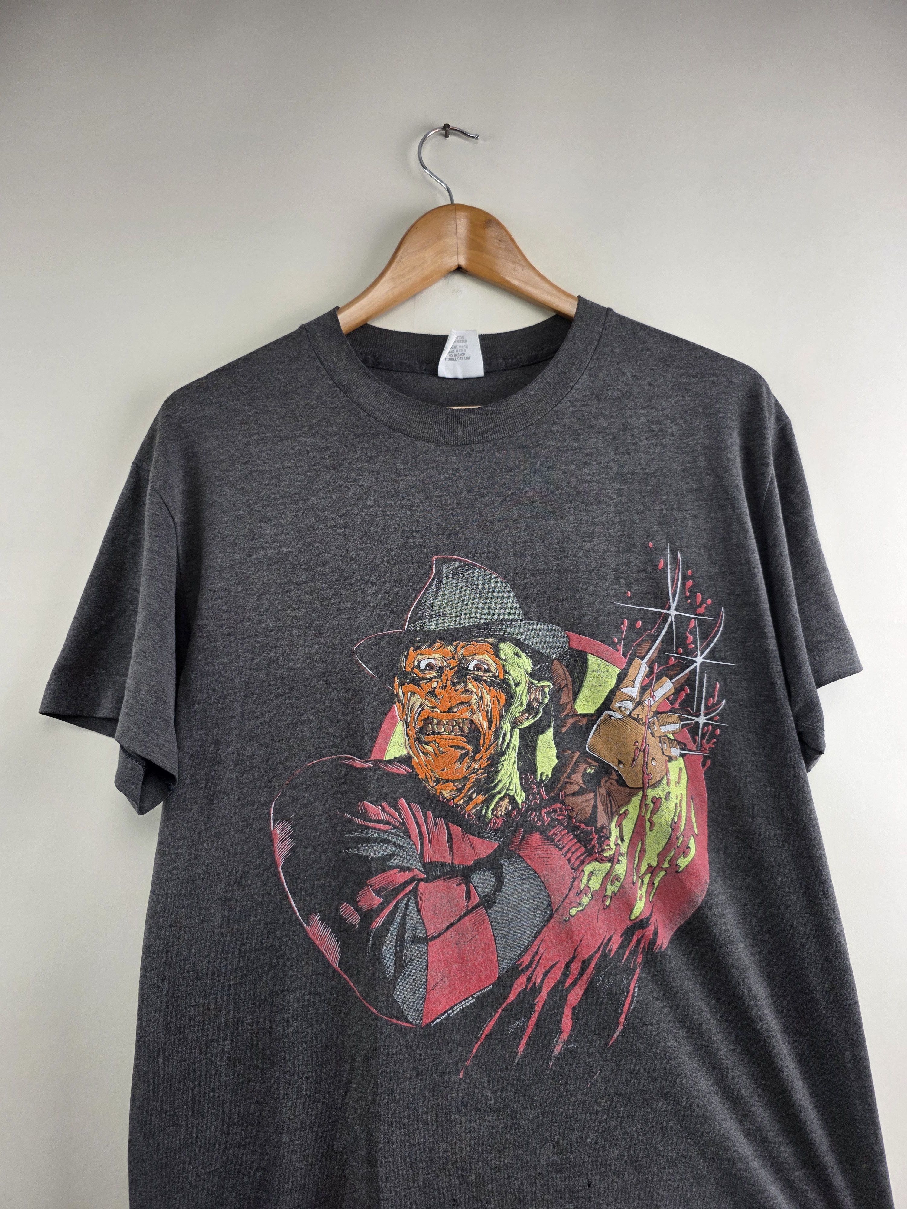 Vintage 90s Freddy Krueger A nightmare on elm street 4 L 20" 26.5" Size US L / EU 52-54 / 3 - 2 Thumbnail