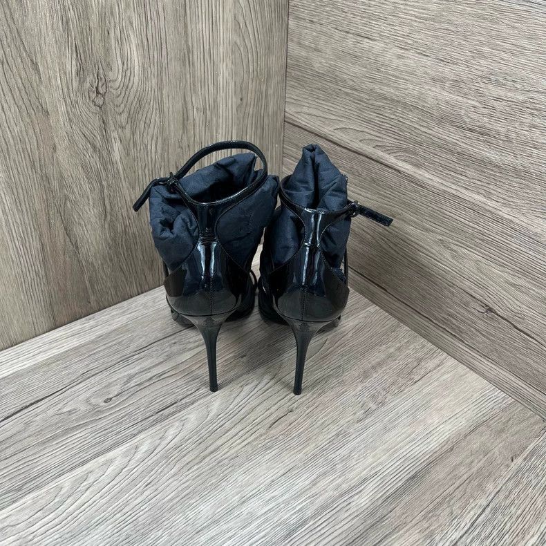 Yves Saint Laurent saint Laurent Black patent leather metallic logo pumps heel Size US 9 / IT 39 - 4 Thumbnail