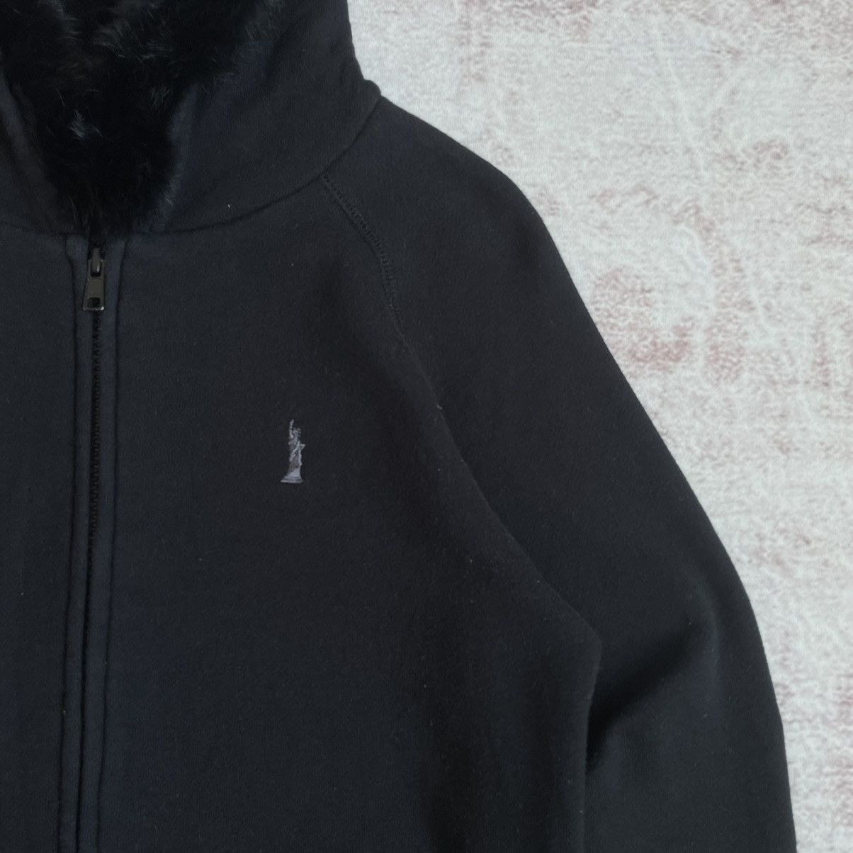 Japanese Brand Vintage Y2K East Boy Fur Hoodie Size US S / EU 44-46 / 1 - 5 Thumbnail