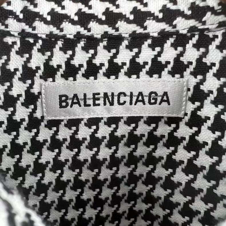 Balenciaga Balenciaga size 36 Houndstooth Double B Embroidered Short S Size US M / EU 48-50 / 2 - 3 Thumbnail