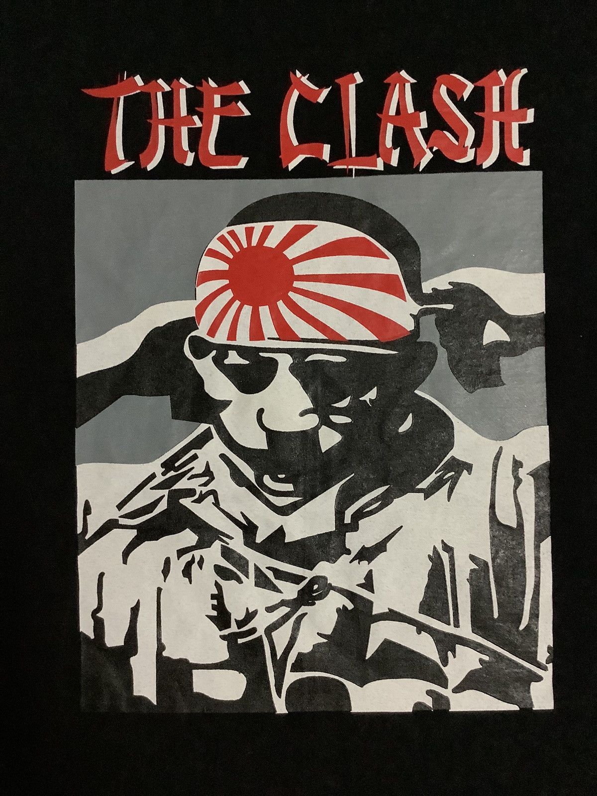 Band Tees × Vintage VINTAGE THE CLASH KAMIKAZE Size US XL / EU 56 / 4 - 7 Thumbnail