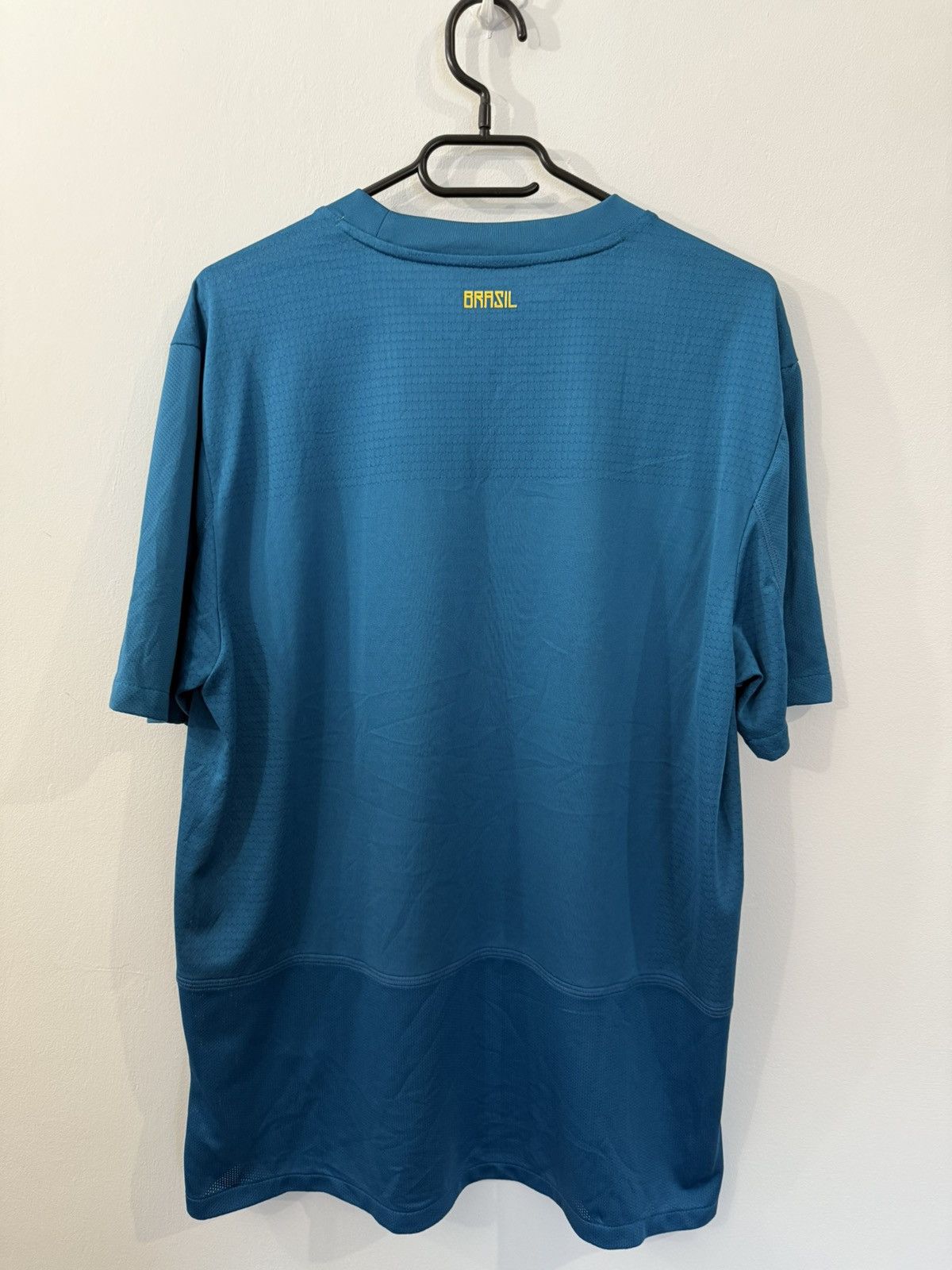 Nike Vintage 2011-2012 Nike Brazil Away Jersey Size US L / EU 52-54 / 3 - 2 Thumbnail