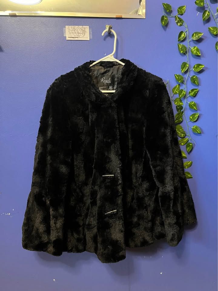 Japanese Brand Regal Faux Fur Coat Medium Size M / US 6-8 / IT 42-44 - 2 Thumbnail
