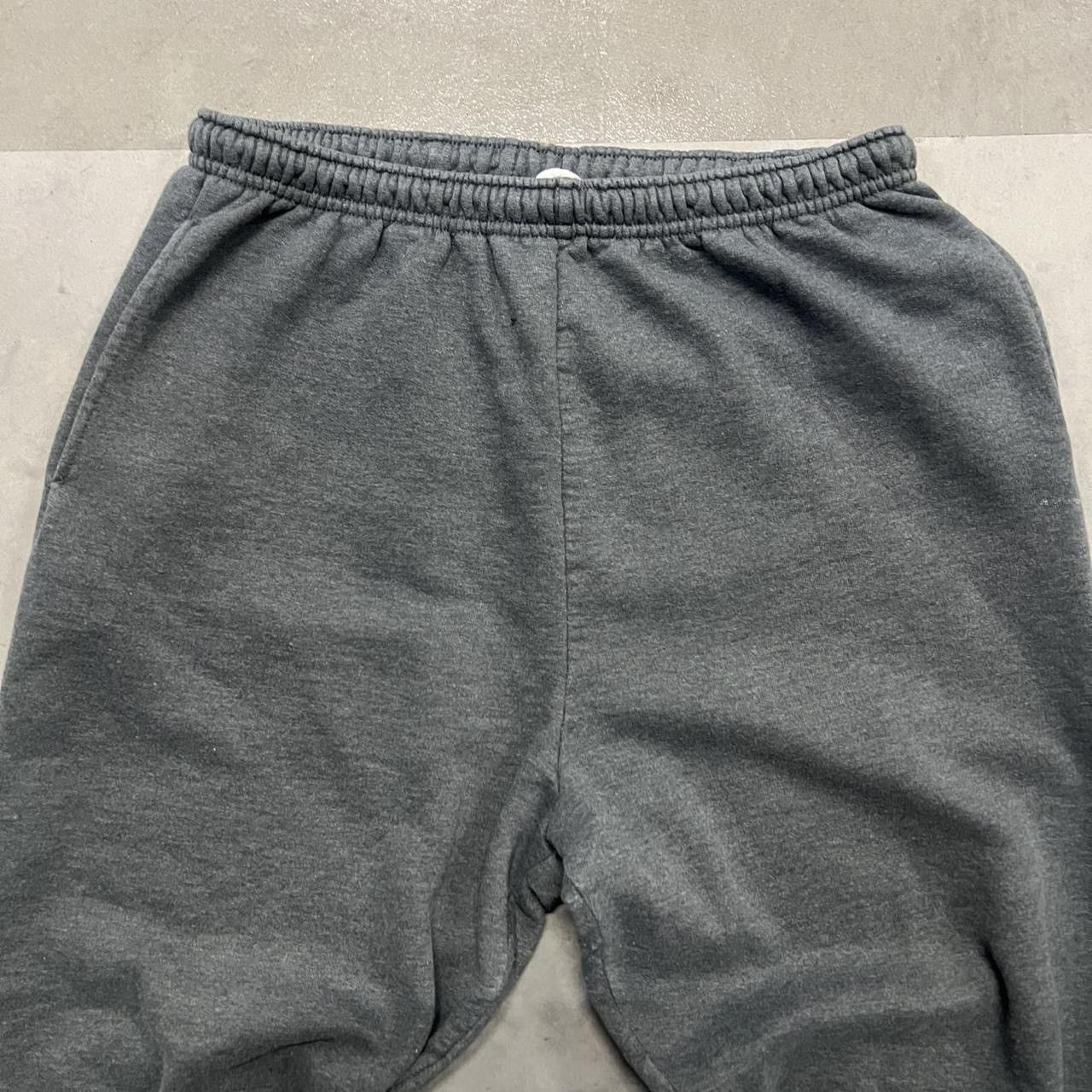 Vintage Crazy Vintage Y2K/2000s Grey essential Sweatpants! Size US 34 / EU 50 - 3 Thumbnail