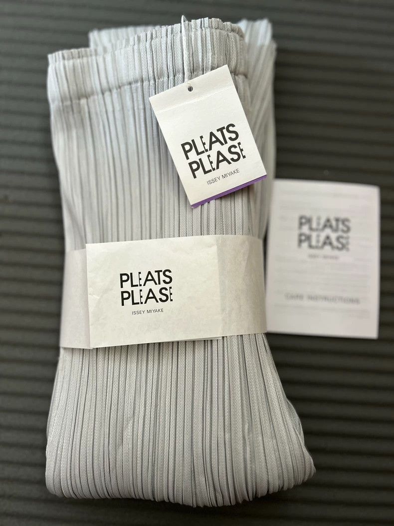 Issey Miyake Issey Miyake size:2 Light grey pleated skinny pants Size 32" / US 10 / IT 46 - 3 Thumbnail