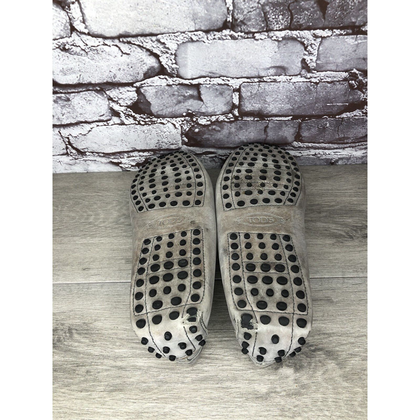 Tod's Tods Gray Suede Leather Penny Gommino Driving Loafers Shoes Size US 10.5 / EU 43-44 - 9 Thumbnail