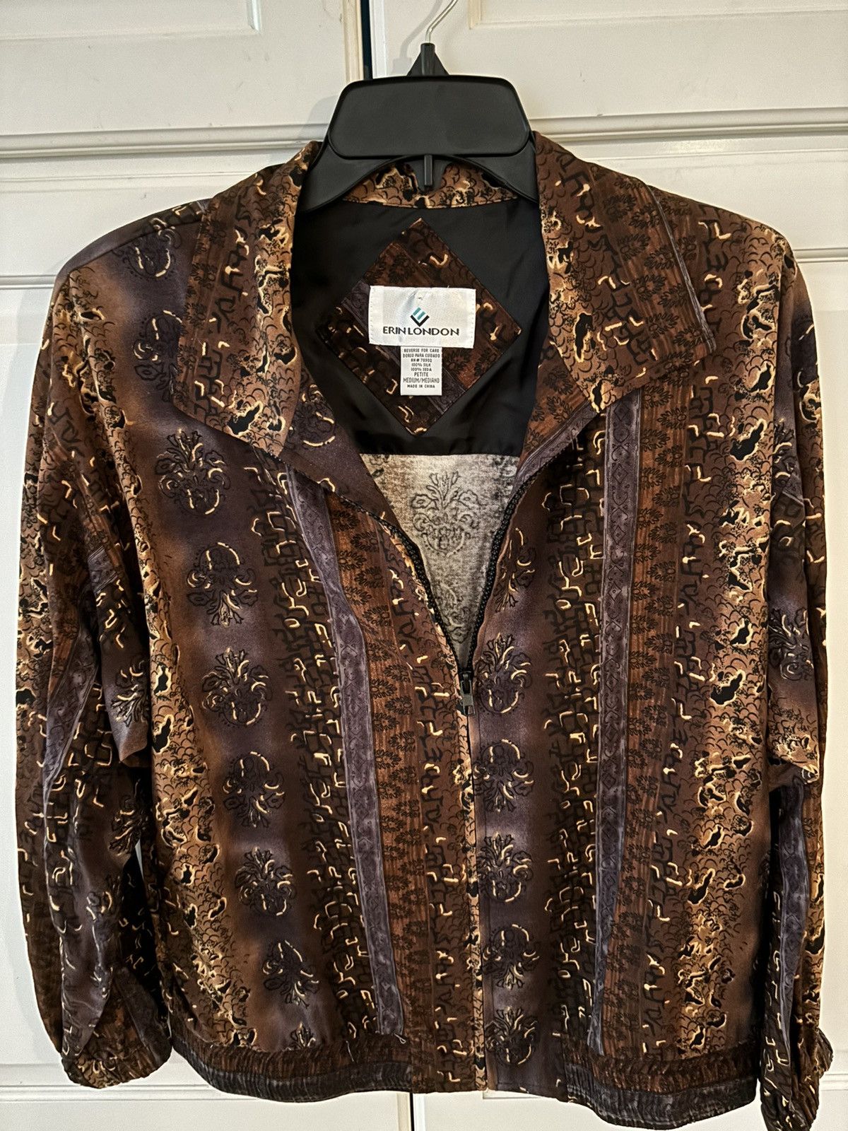 Vintage Vintage Erin London 100% silk windbreaker Size M / US 6-8 / IT 42-44 - 1 Thumbnail