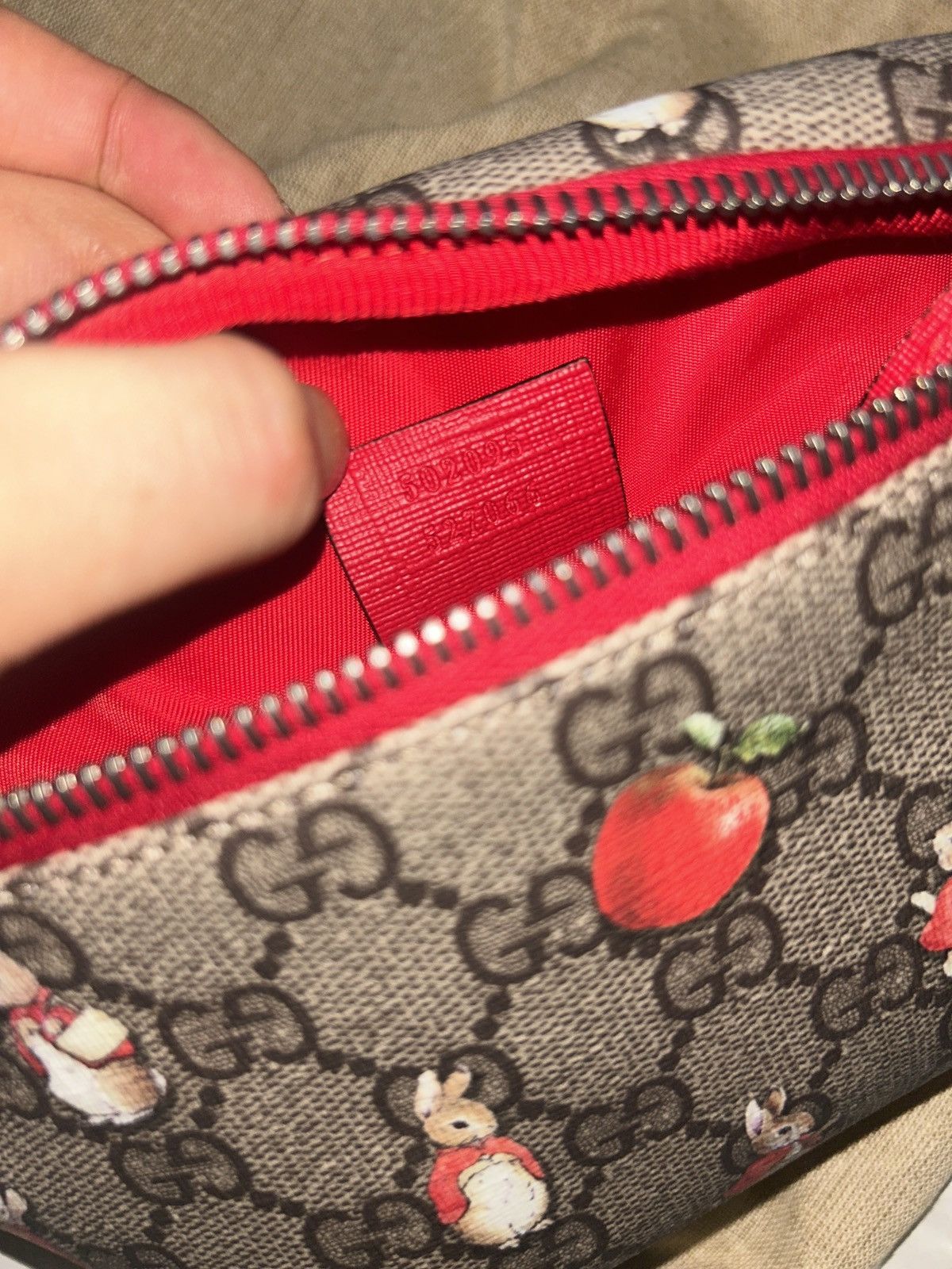 Gucci GUCCI X PETER RABBIT GG Supreme Monogram Rabbit Belt Bag Size ONE SIZE - 6 Thumbnail