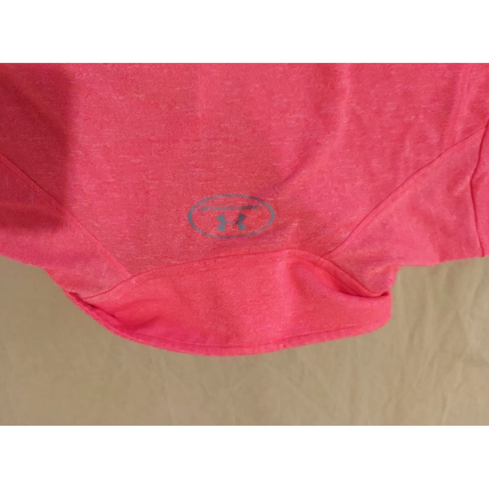 Under Armour Womens Under Armour Shirt S Small Orange Athletic Workout Long Sleeve Size S / US 4 / IT 40 - 7 Thumbnail