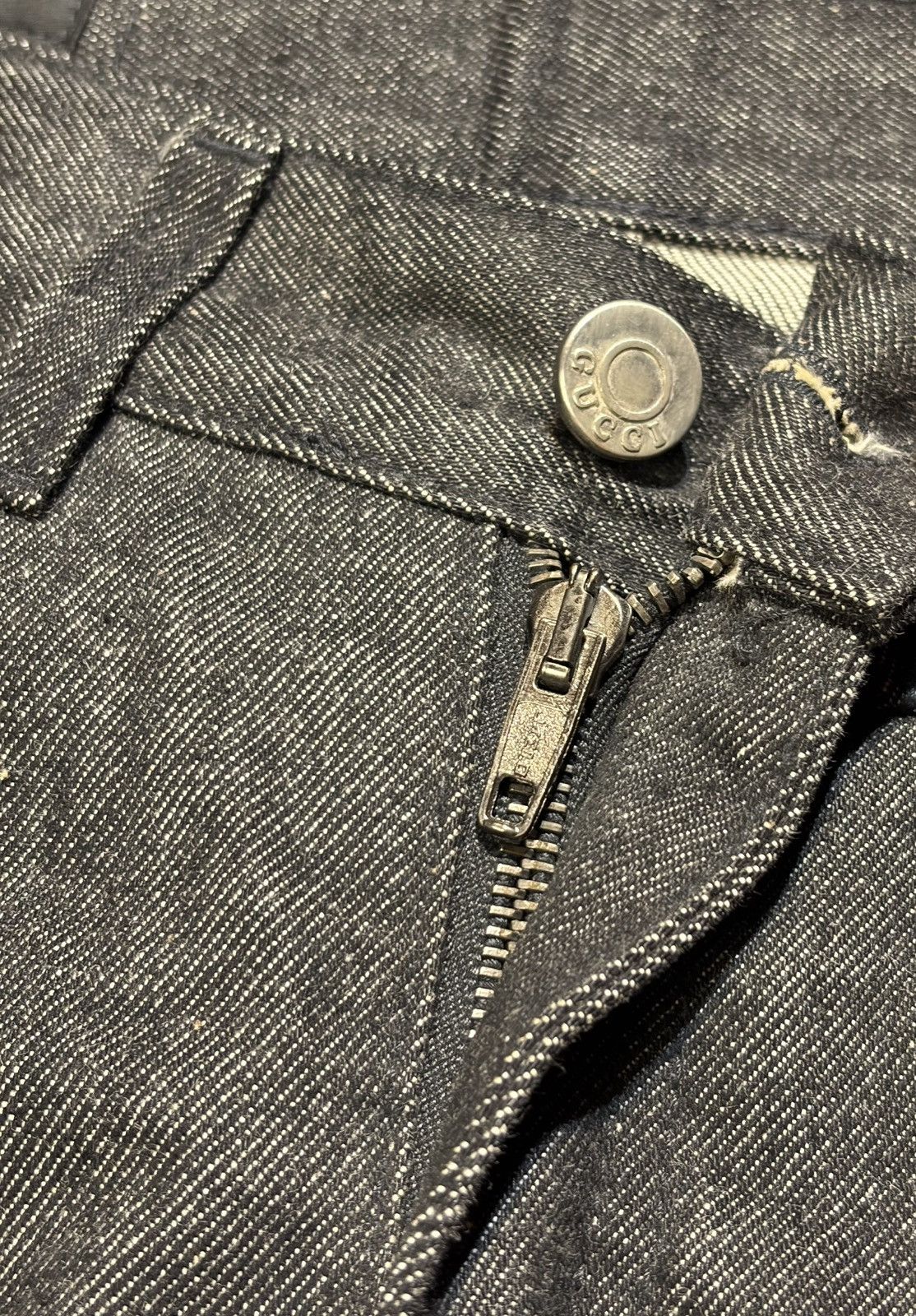 Gucci Vintage Gucci Raw Denim Selvedge Italy Jeans W28 Size US 28 / EU 44 - 10 Thumbnail
