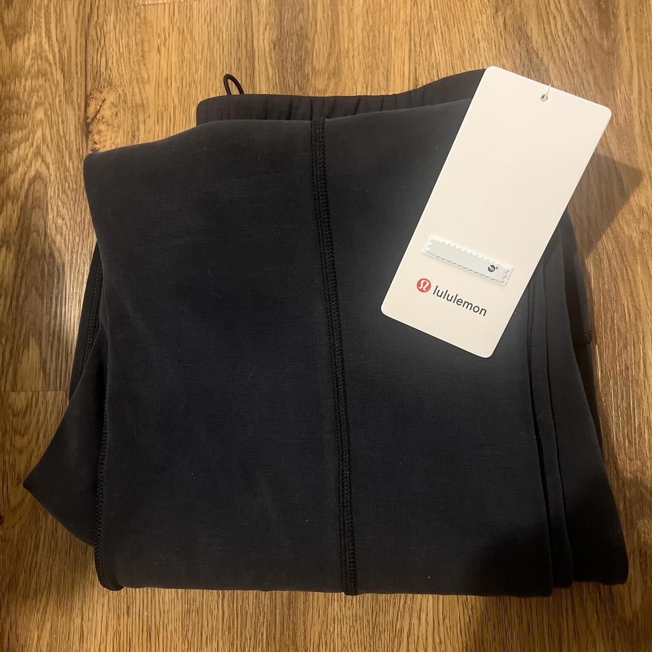 Lululemon Lululemon Women's Black Trousers Size 30" / US 8 / IT 44 - 4 Thumbnail