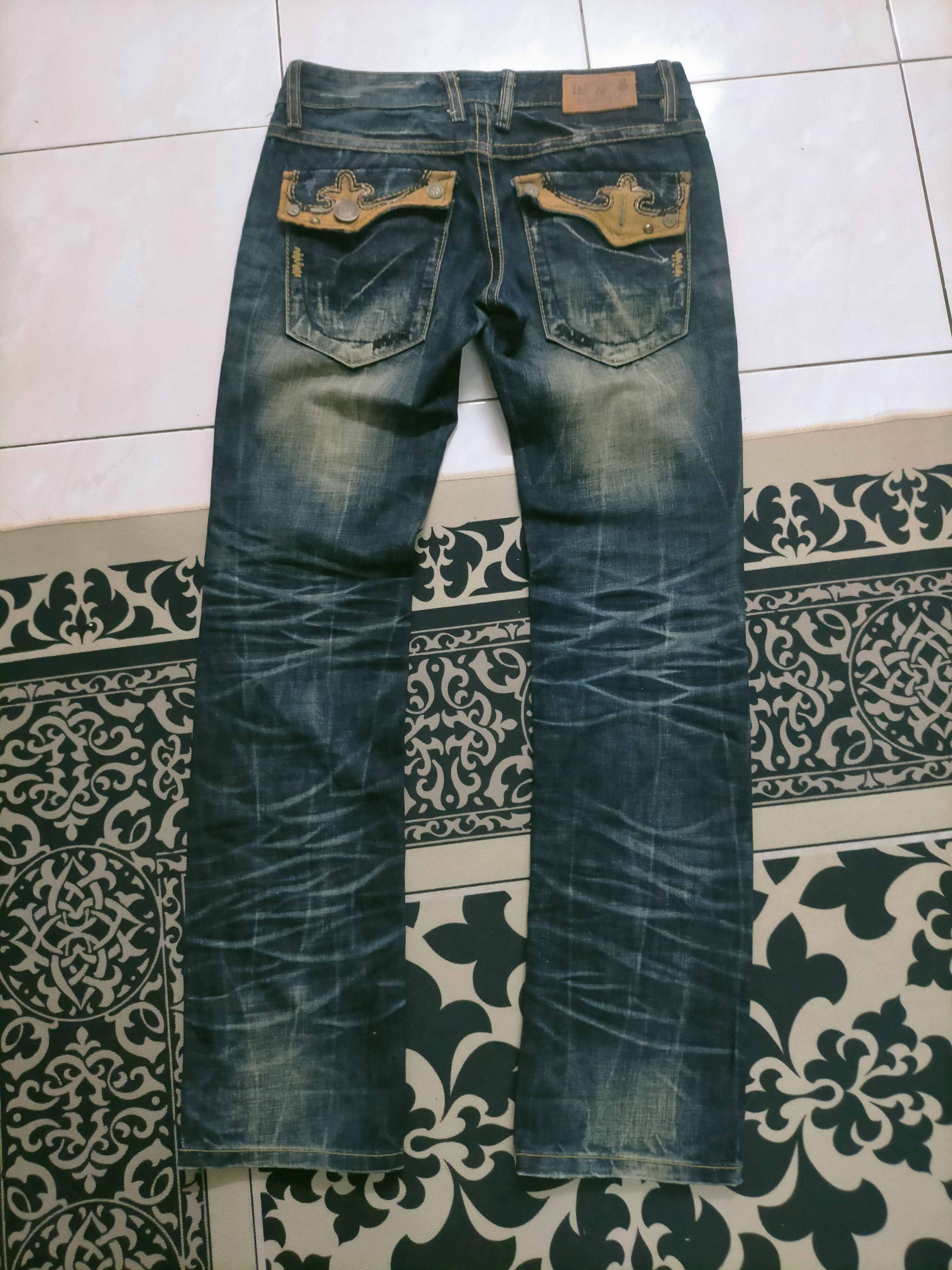 Tornado Mart 🔥 Lolita Distressed Mudwash Jeans Size US 29 - 2 Thumbnail