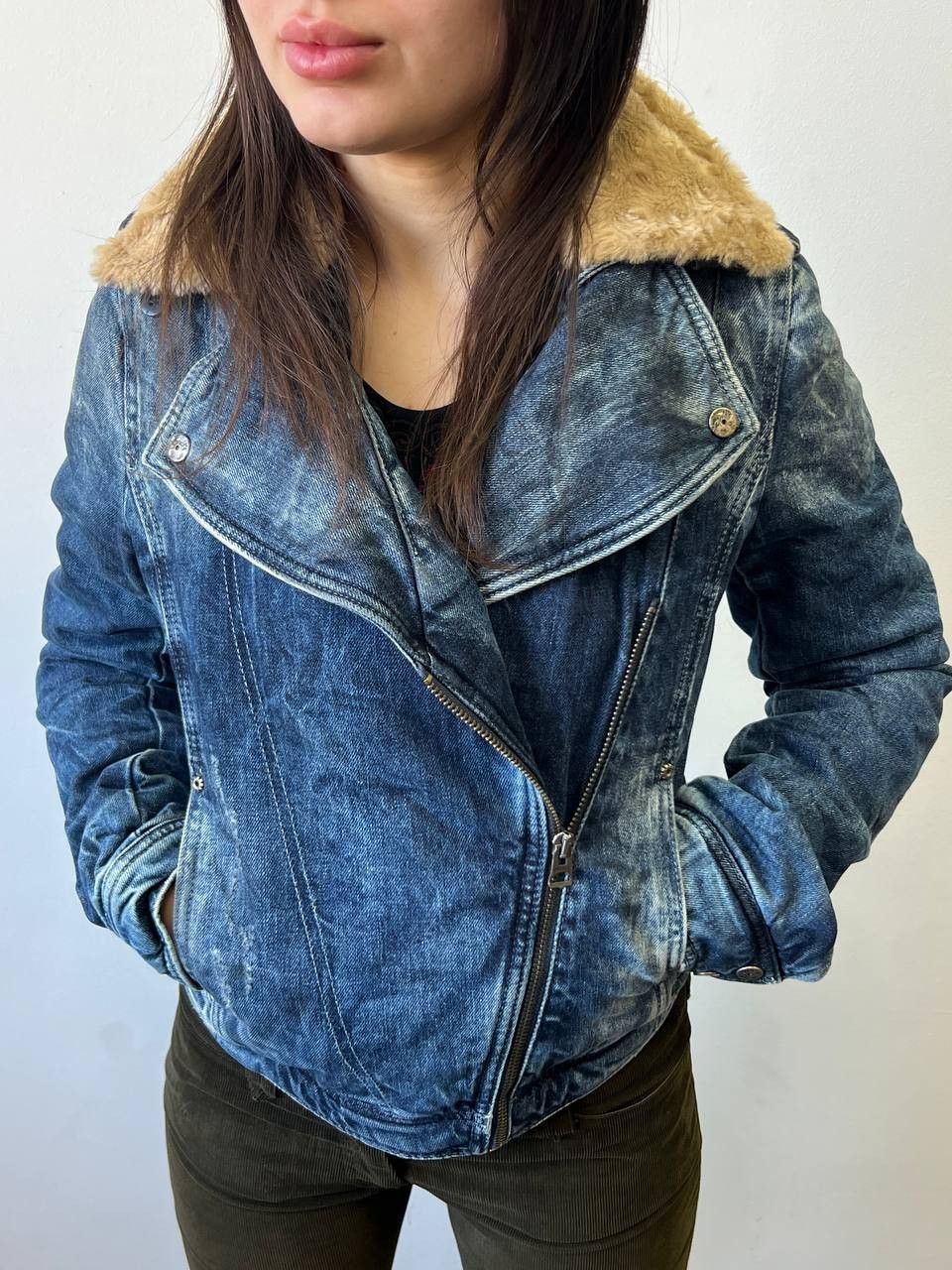 Diesel Crazy DIESEL Vintage Faux Fur Sherpa Washed Denim Jacket Size S / US 4 / IT 40 - 2 Thumbnail