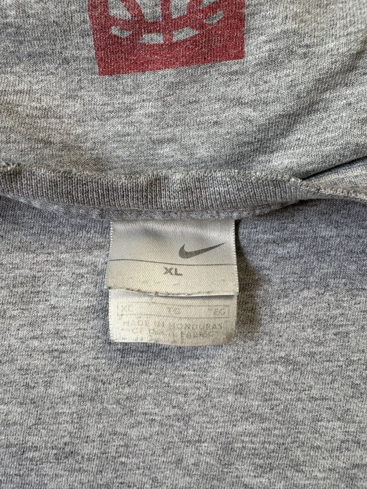 Nike Vintage Nike Northern Illinois Basketball T-shirt Size XL Size US XL / EU 56 / 4 - 3 Thumbnail