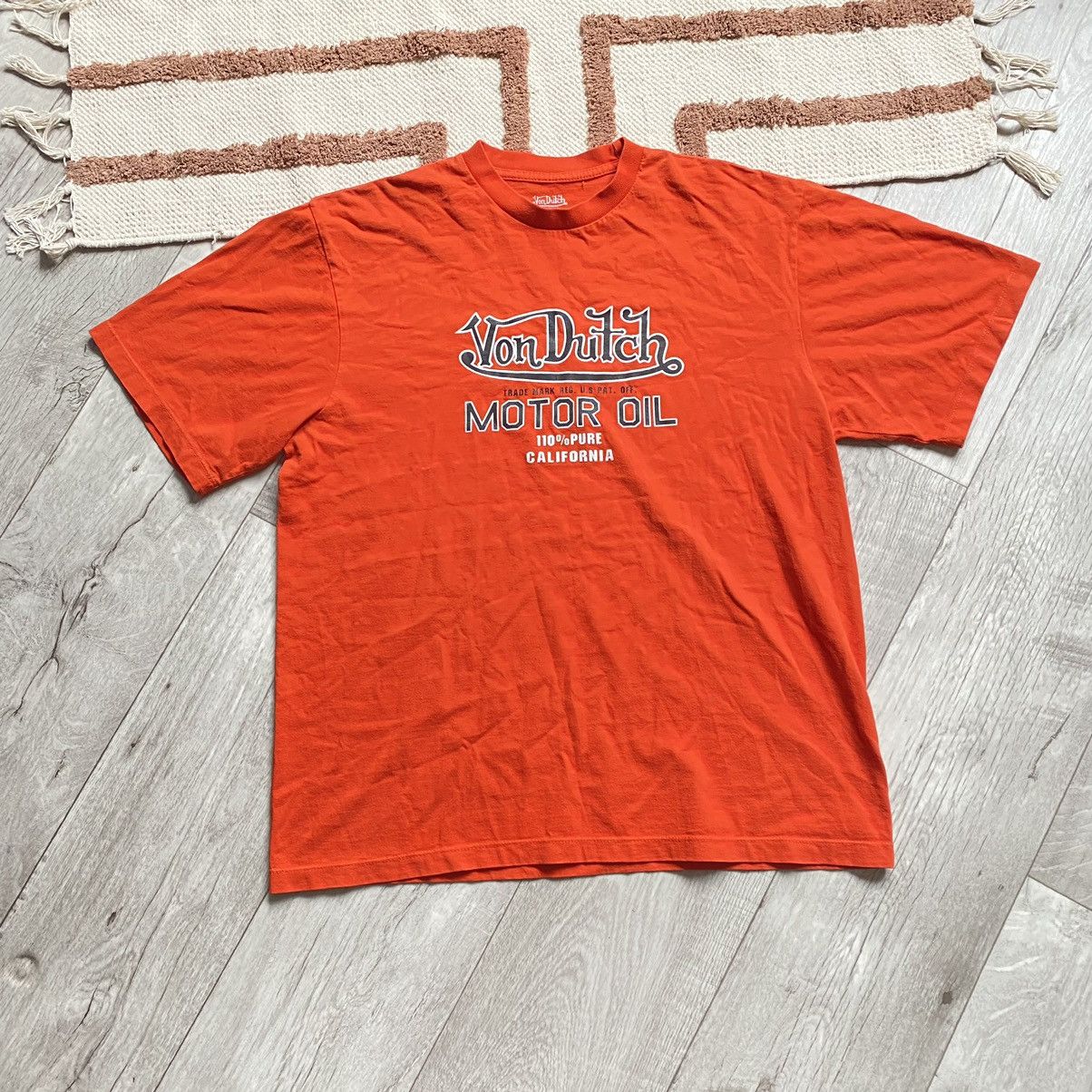 Von Dutch VON DUTCH Y2K MOTOR OIL CALIFORNIA ORANGE T SHIRT Size US XL / EU 56 / 4 - 1 Thumbnail