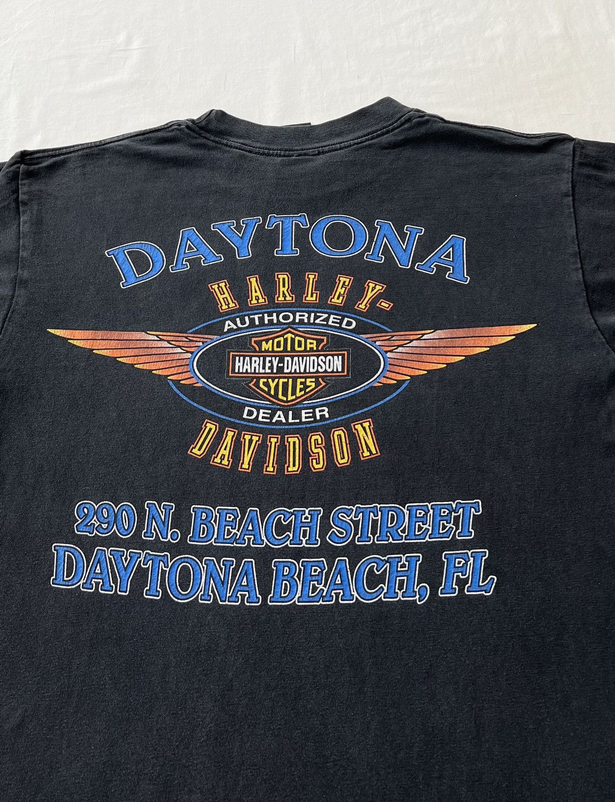 Harley Davidson Vintage 2000 Harley Davidson Bike Week Daytona Wolf T-shirt Size US M / EU 48-50 / 2 - 13 Thumbnail